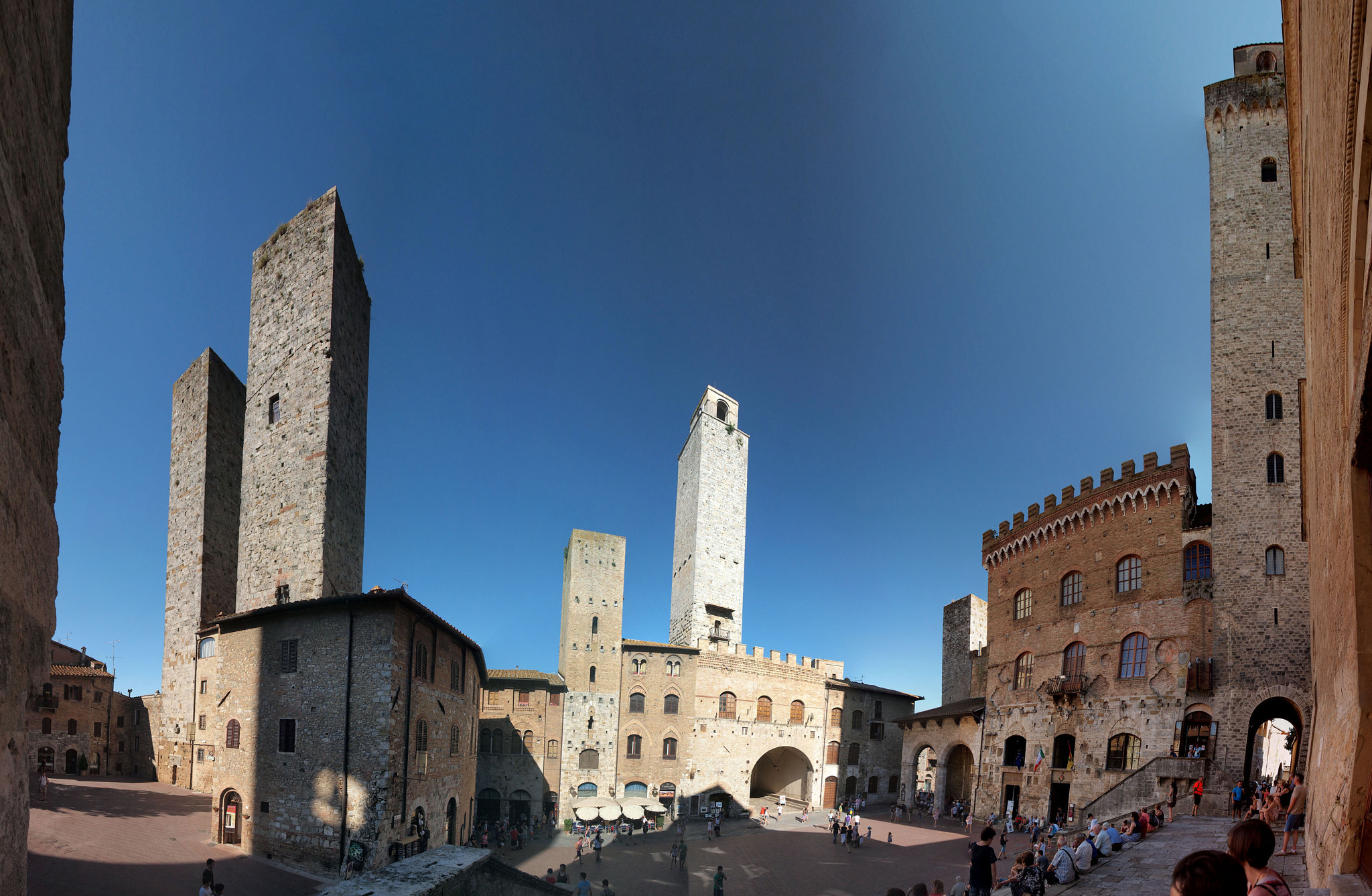 Olympus Zuiko Digital ED 14-35mm F2.0 SWD sample photo. San gimignano photography