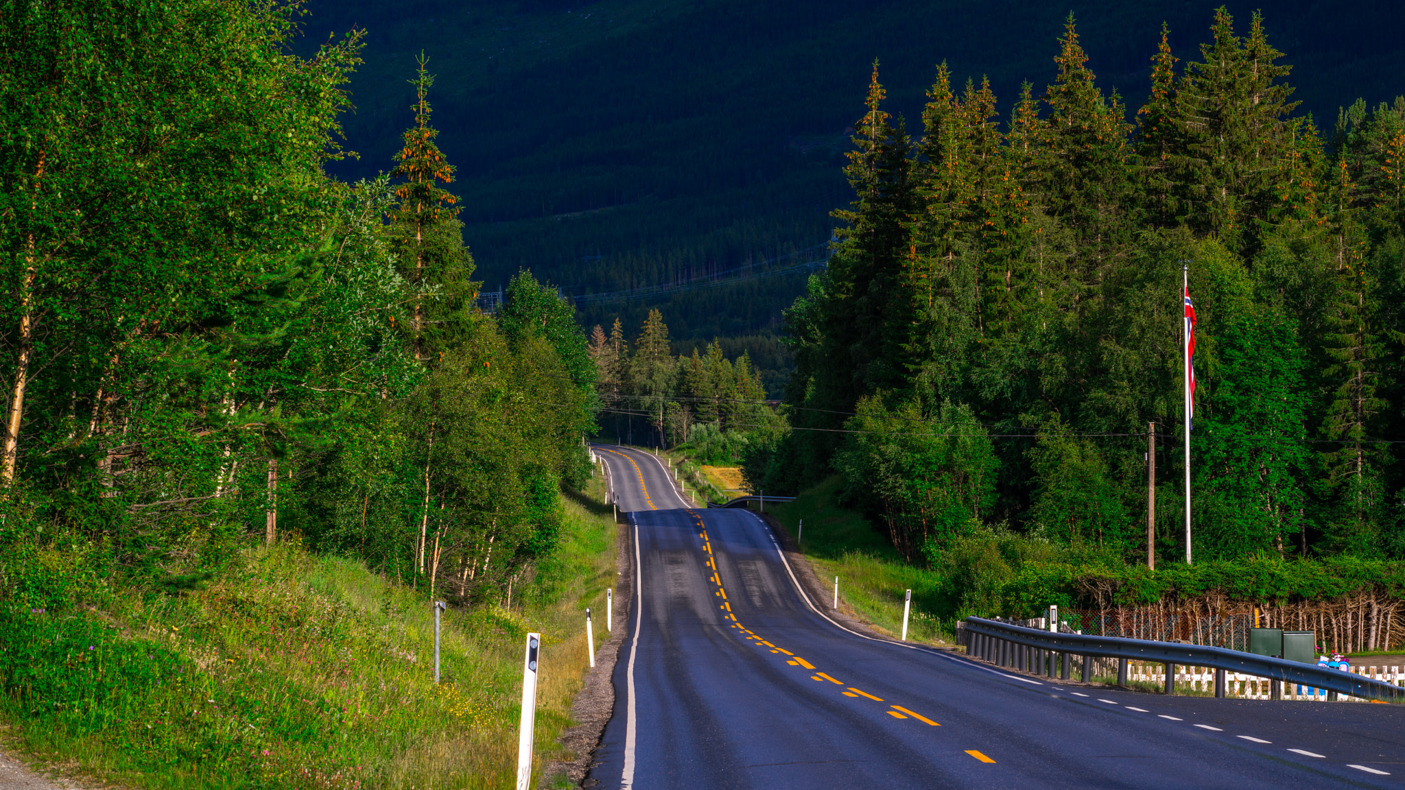 Sony a7R II + Sony Sonnar T* 135mm F1.8 ZA sample photo. Norway photography