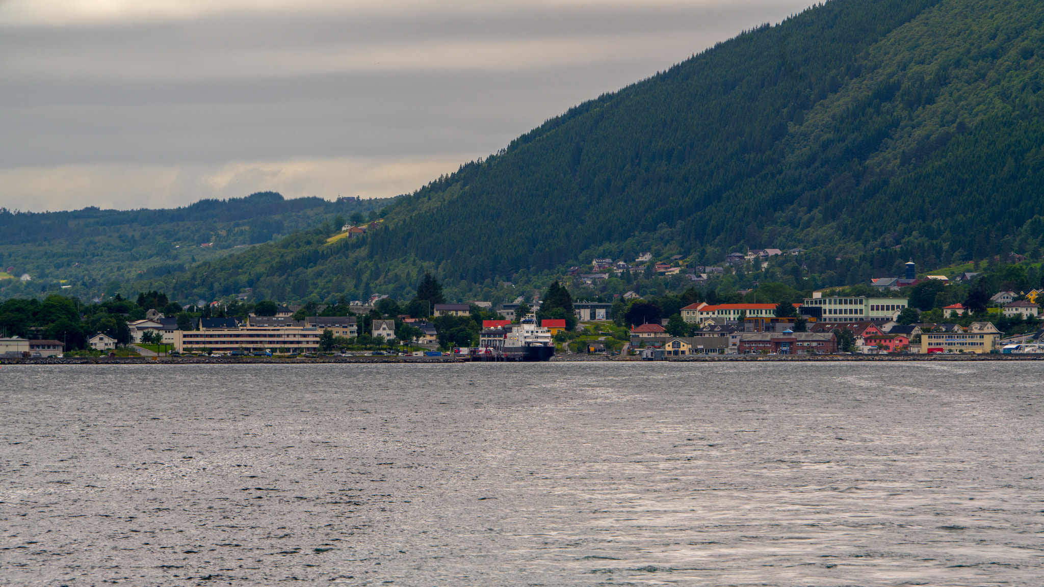 Sony a7R II + Sony 70-400mm F4-5.6 G SSM sample photo. Norway photography