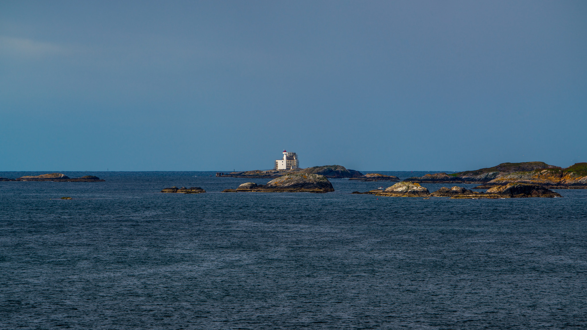 Sony a7R II + Sony 70-400mm F4-5.6 G SSM sample photo. Norway photography