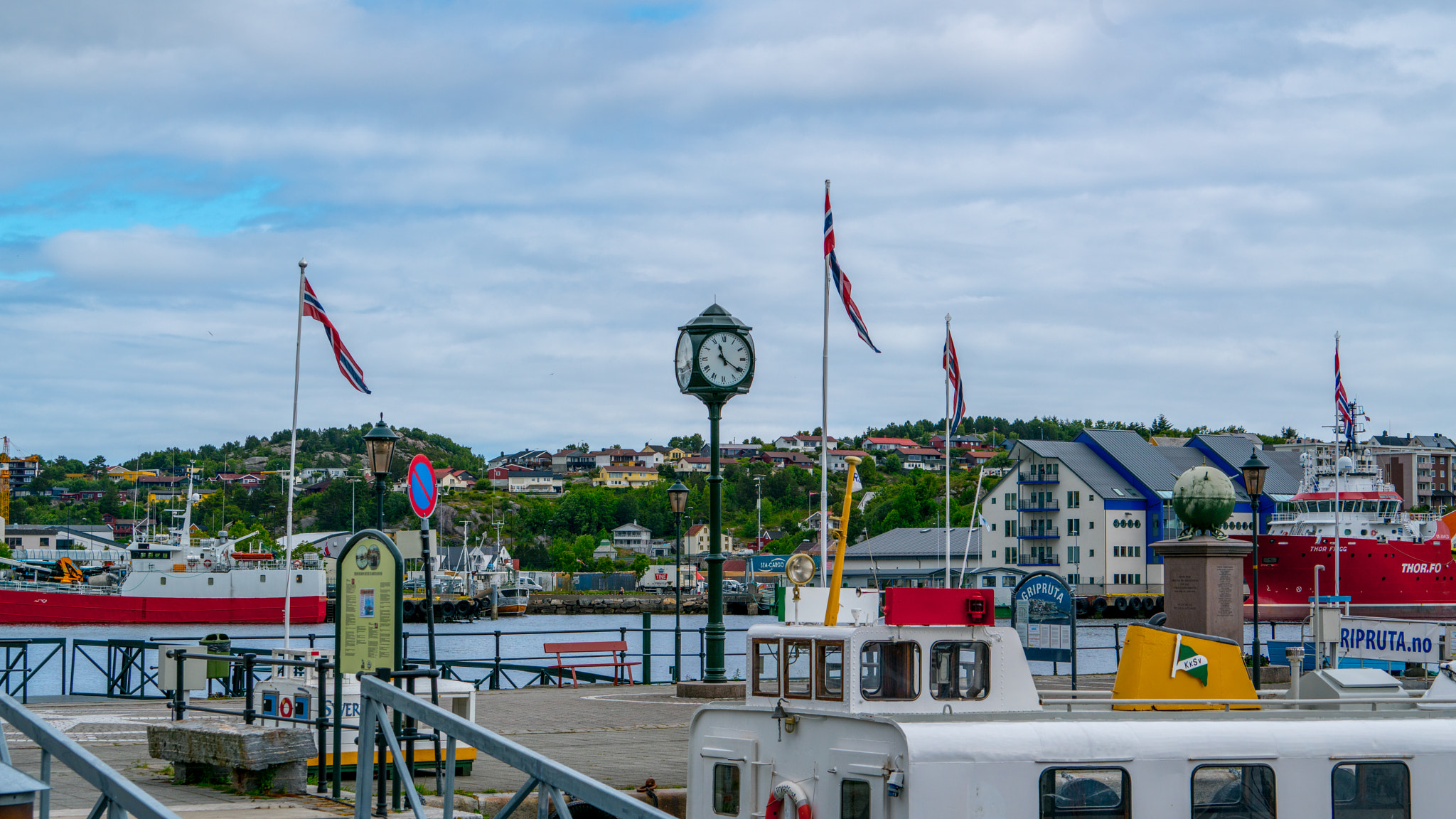 Sony a7R II + Sony 70-400mm F4-5.6 G SSM sample photo. Norway photography