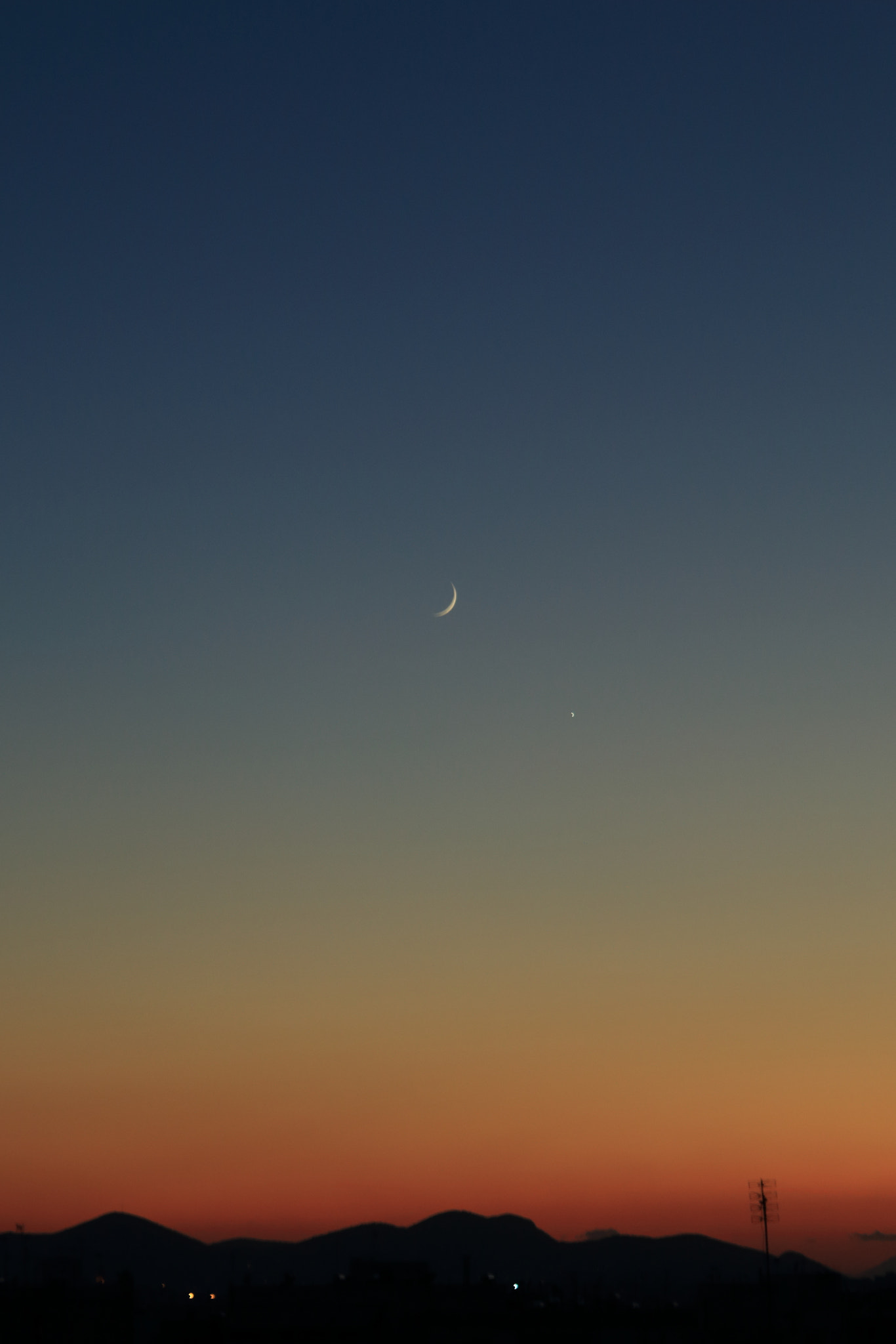 Canon EF 24-85mm F3.5-4.5 USM sample photo. Sunset over salamina photography