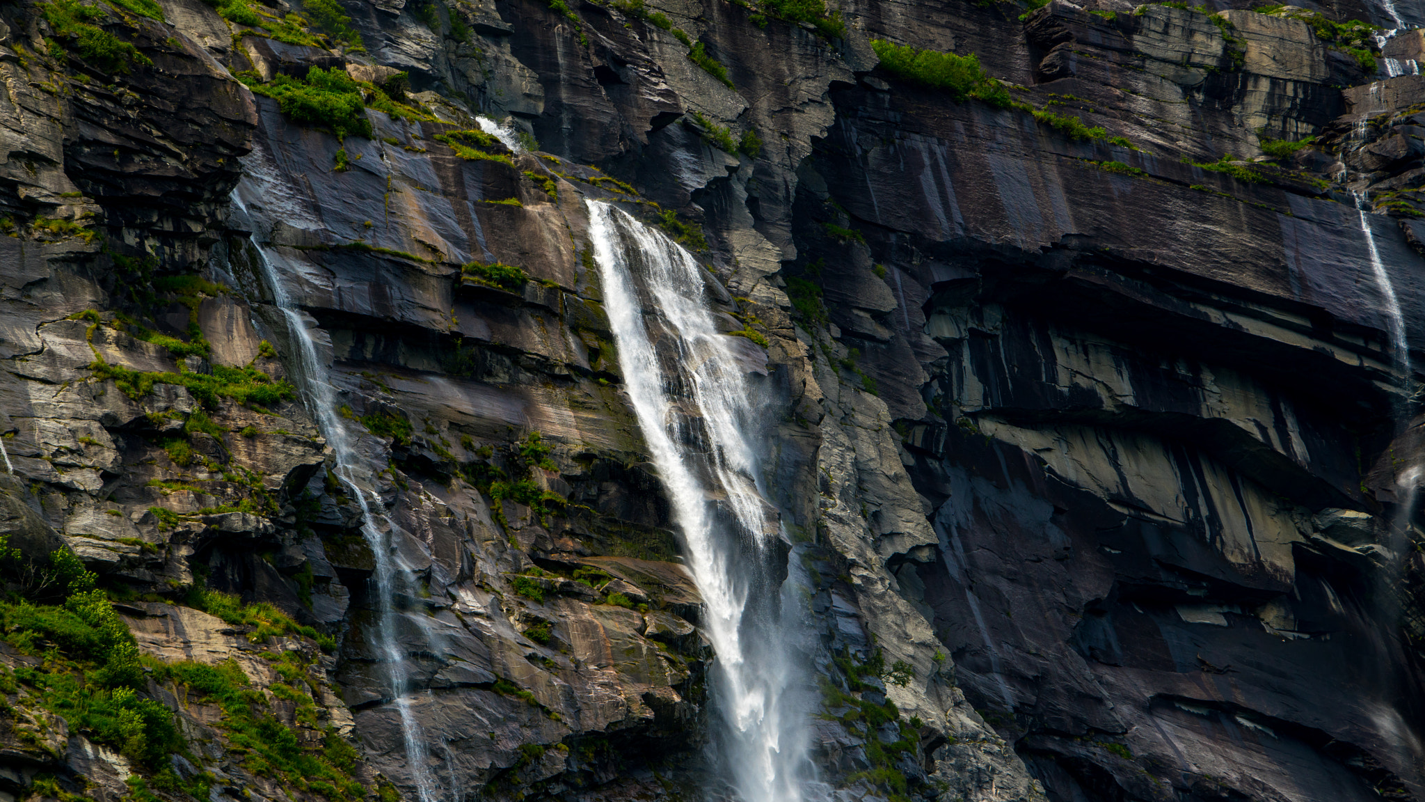 Sony a7R II + Sony 70-400mm F4-5.6 G SSM sample photo. Norway photography