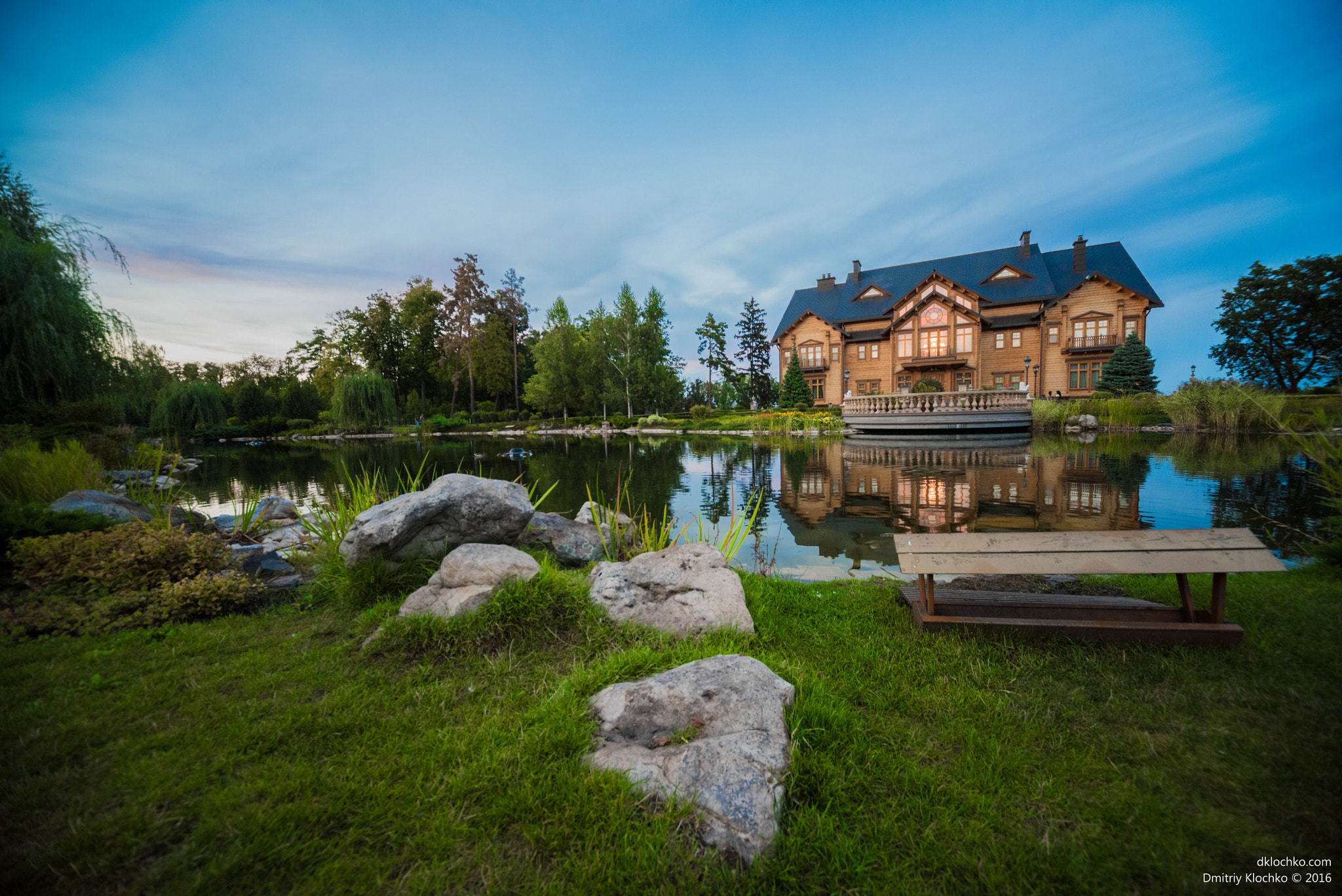 Sigma 12-24mm F4.5-5.6 EX DG Aspherical HSM sample photo. President's residence photography