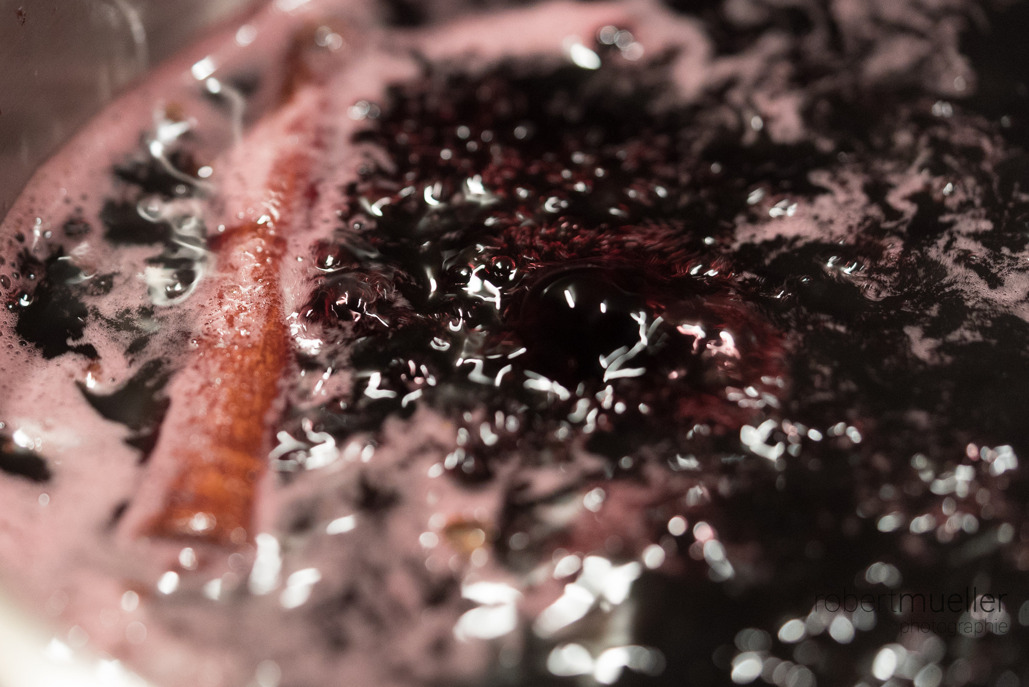Sony a7S + Sony FE 90mm F2.8 Macro G OSS sample photo. Cinnamon & cloves photography