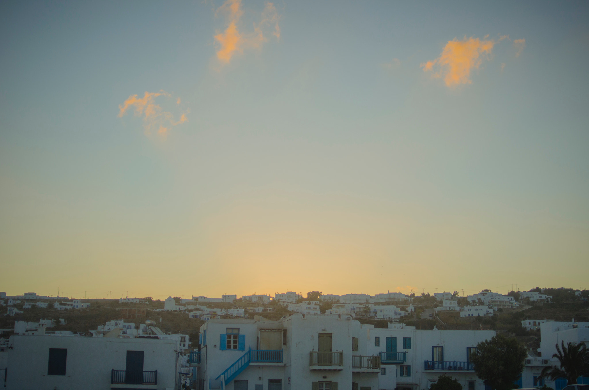 Nikon D7000 + Nikon AF Nikkor 35mm F2D sample photo. Mykonos sunrise photography