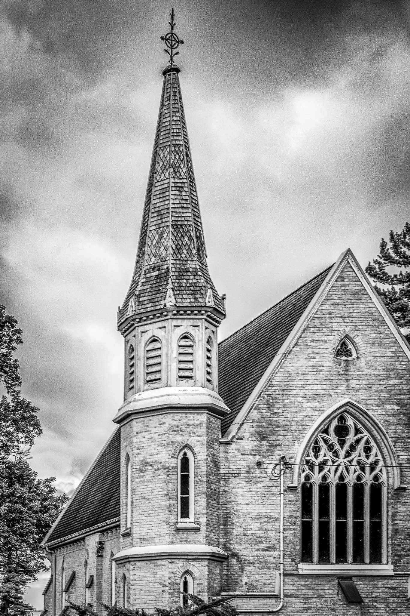 Canon EF 40mm F2.8 STM sample photo. Little lake cemetary photography