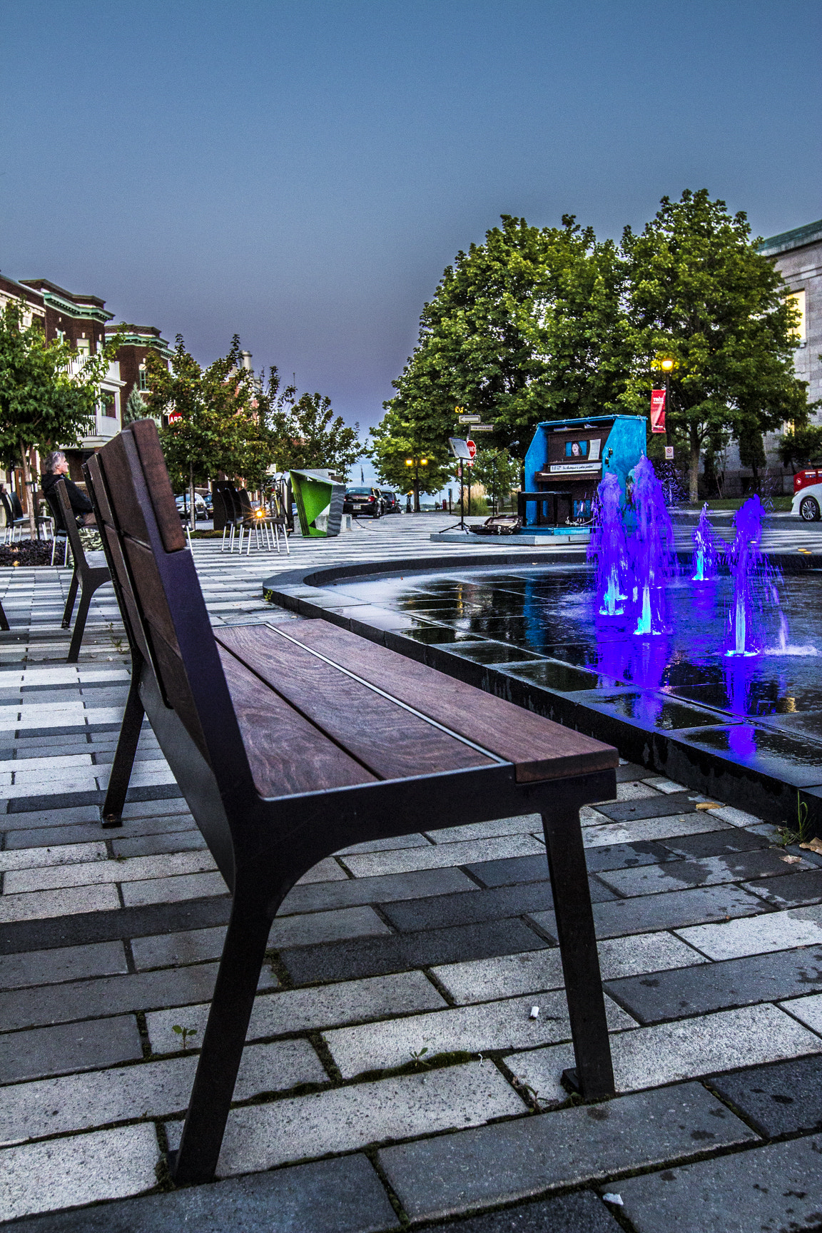 Canon EF 16-35mm F2.8L II USM sample photo. Bench 3 photography