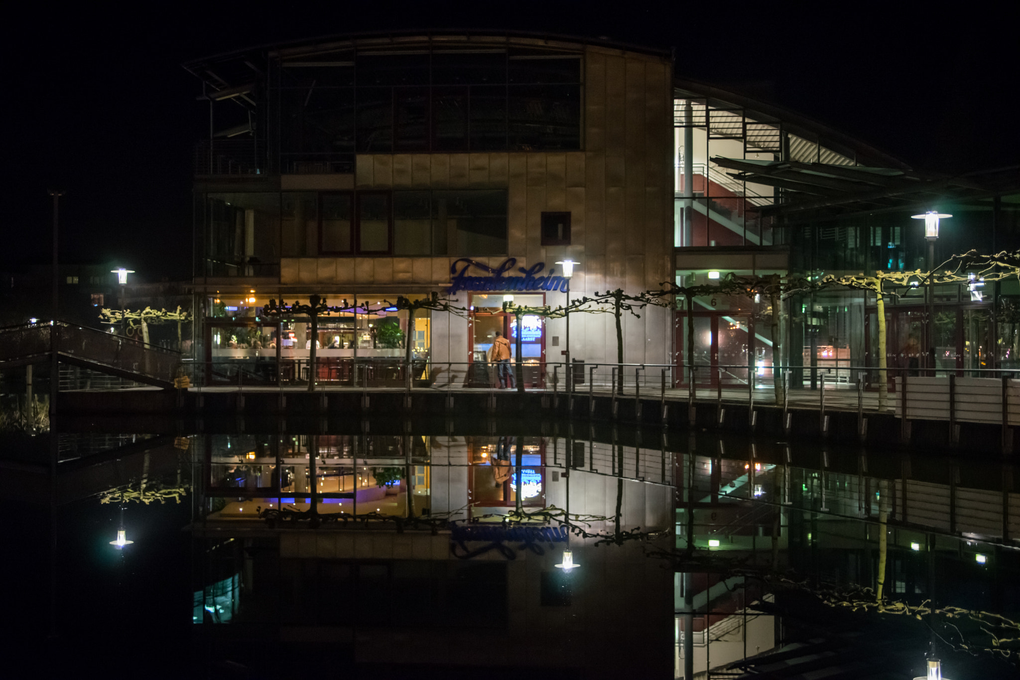 Minolta AF 28-70mm F2.8 G sample photo. Bar at night photography