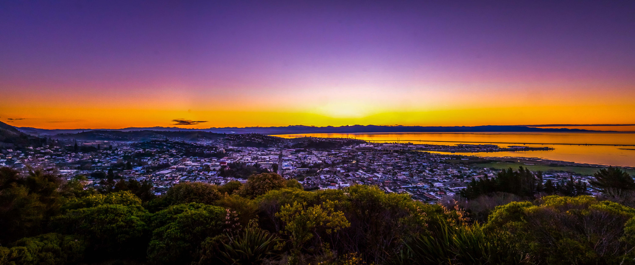 Sony a6300 + Sony E 18-200mm F3.5-6.3 OSS sample photo. Nelson sunset photography