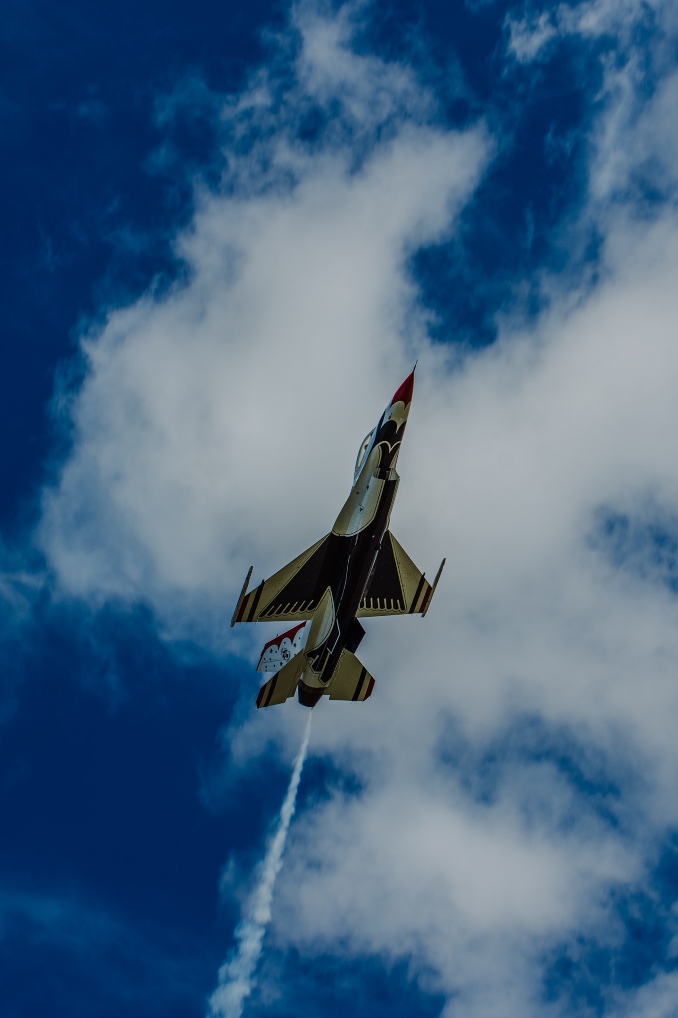 Sigma 50-500mm F4.5-6.3 DG OS HSM sample photo. Thunderbirds, new york airshow 2016 photography