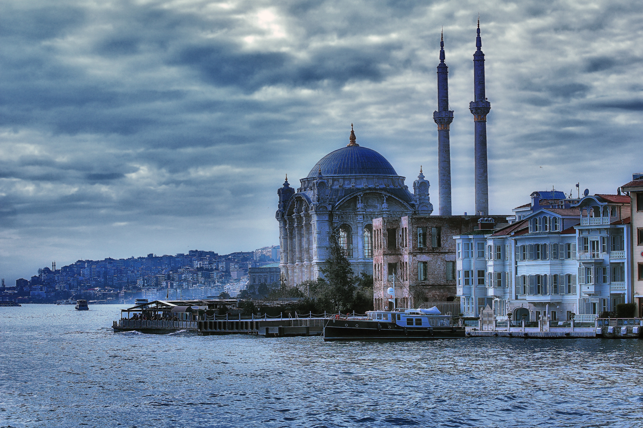 Minolta/Sony AF 70-200mm F2.8 G sample photo. Mecidiye photography
