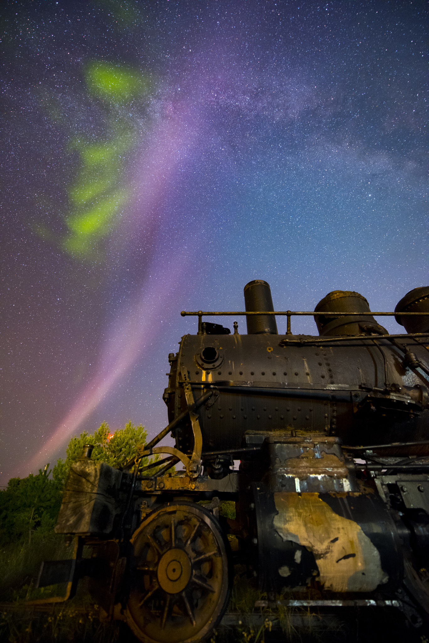 Nikon D810A + Nikon AF-S Nikkor 14-24mm F2.8G ED sample photo. The galaxy express photography