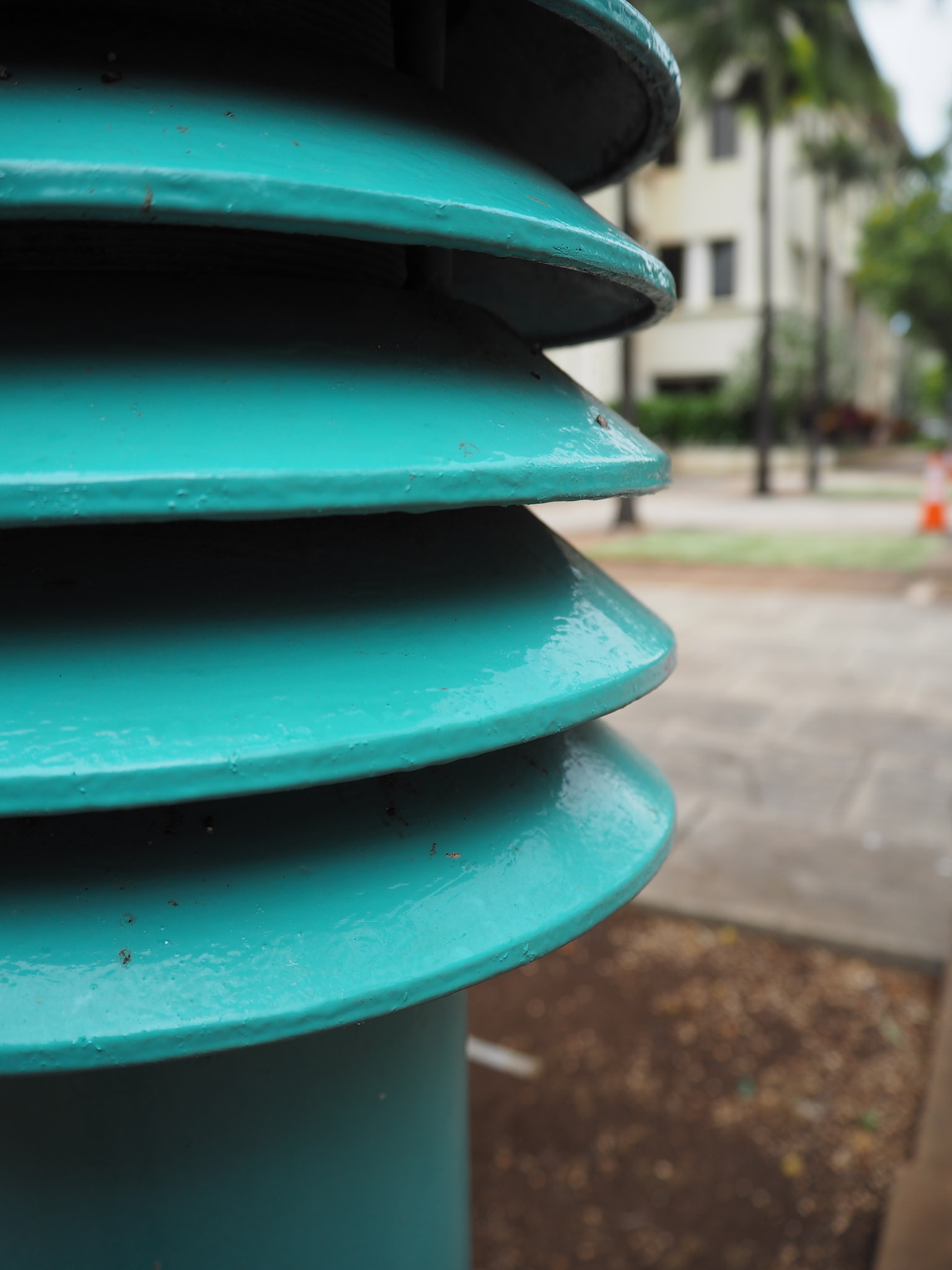 Olympus M.Zuiko Digital ED 14-42mm F3.5-5.6 EZ sample photo. Teal projections photography
