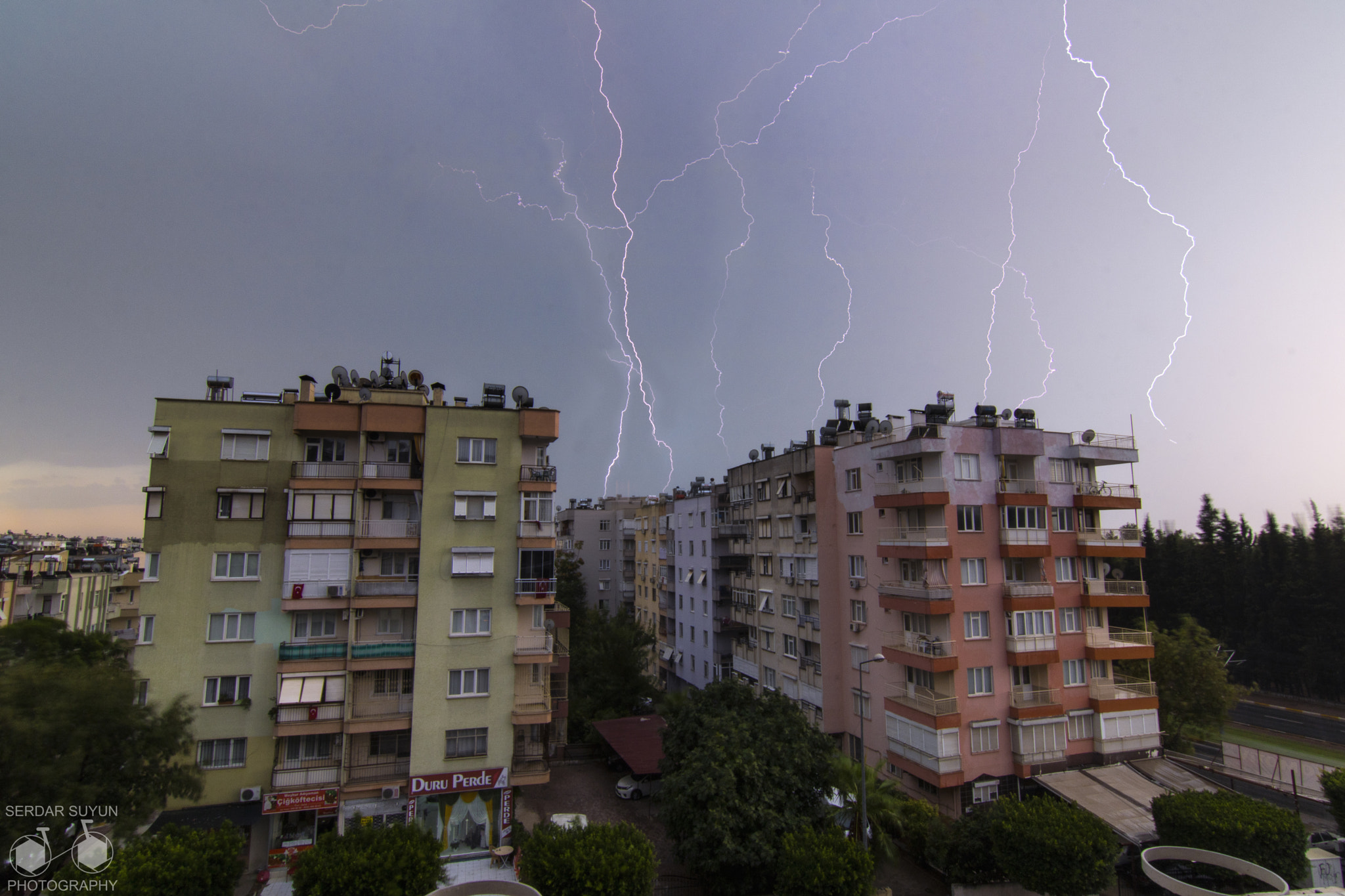 Canon EOS 760D (EOS Rebel T6s / EOS 8000D) sample photo. Lightning day photography