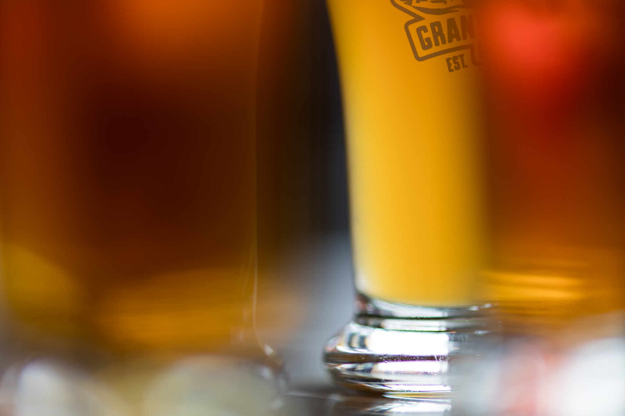 Canon EOS 5DS R + ZEISS Makro-Planar T* 100mm F2 sample photo. Beer time photography