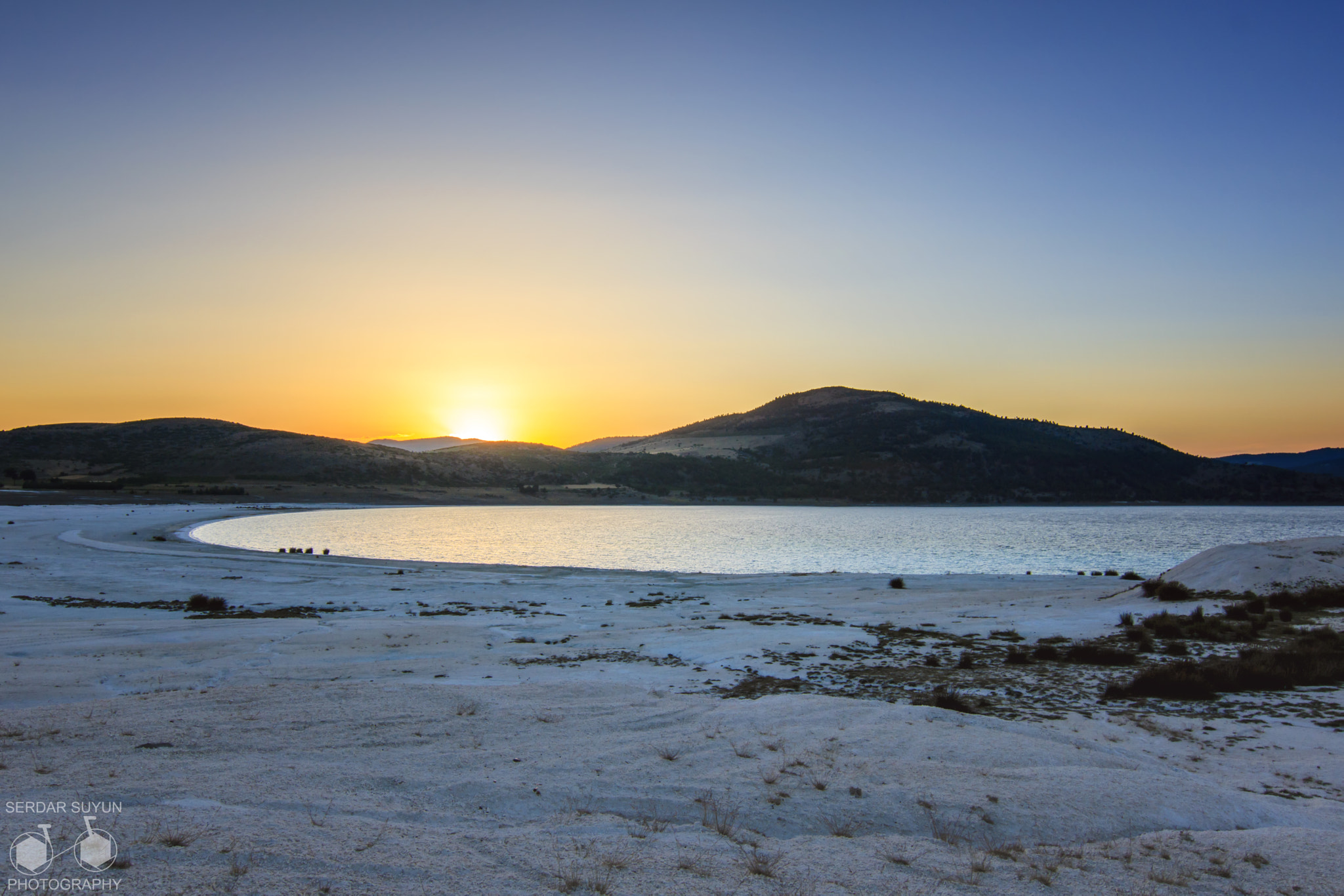 Canon EOS 760D (EOS Rebel T6s / EOS 8000D) sample photo. Salda lake sunset photography