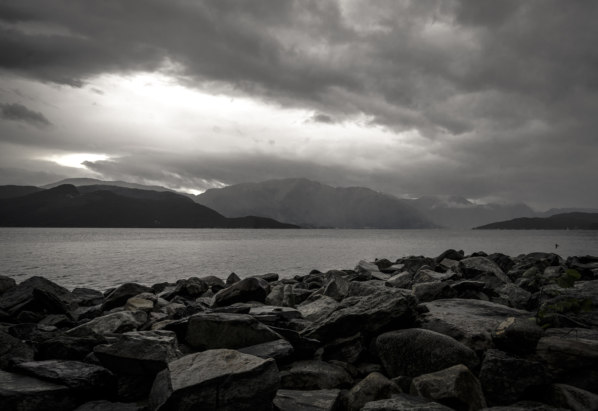 Sony a7 II + Minolta AF 17-35mm F2.8-4 (D) sample photo. Norway photography