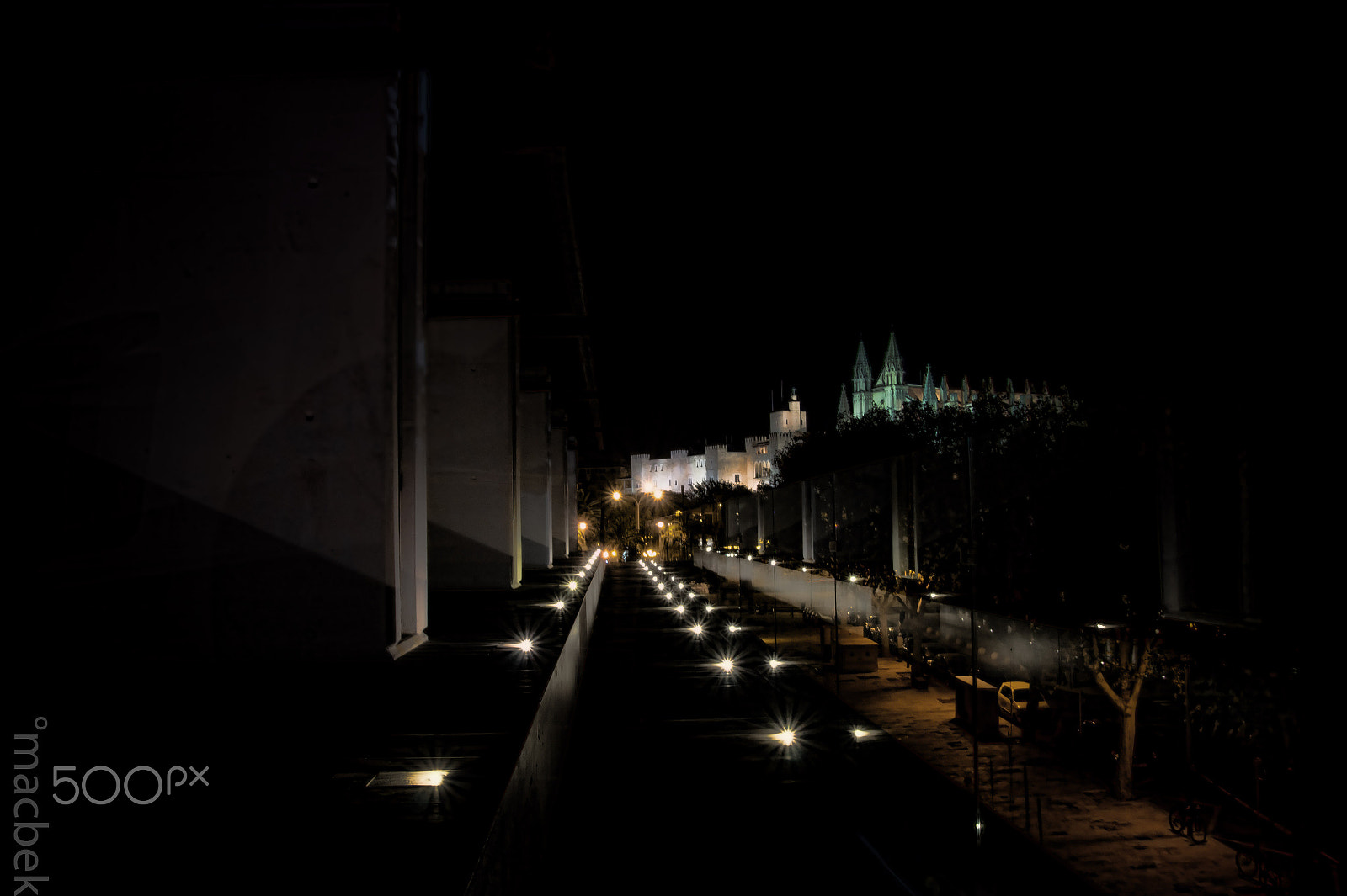 Tamron 18-270mm F3.5-6.3 Di II PZD sample photo. Nights photography