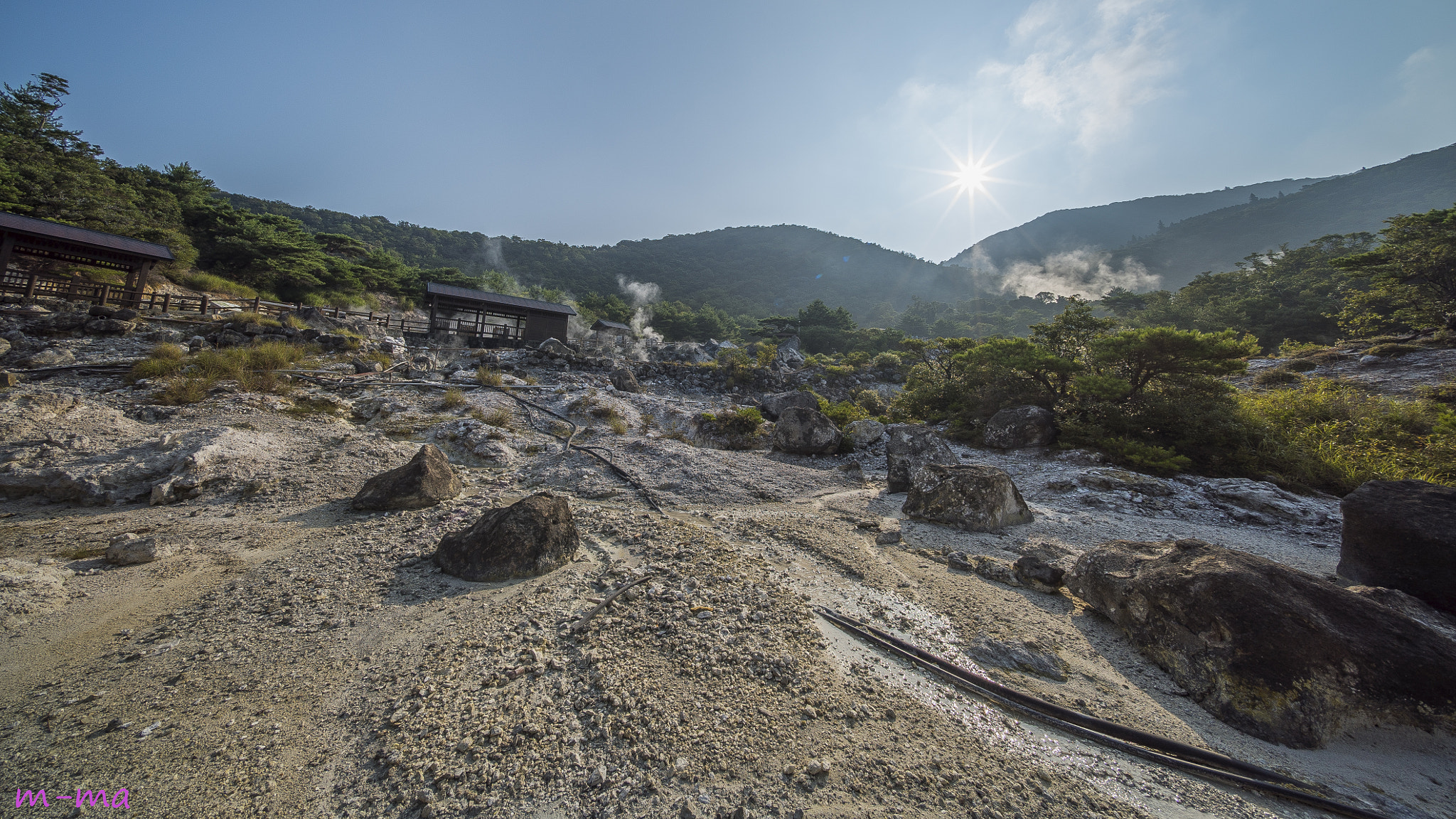 E 10mm F5.6 sample photo. Where the hot springs gush photography