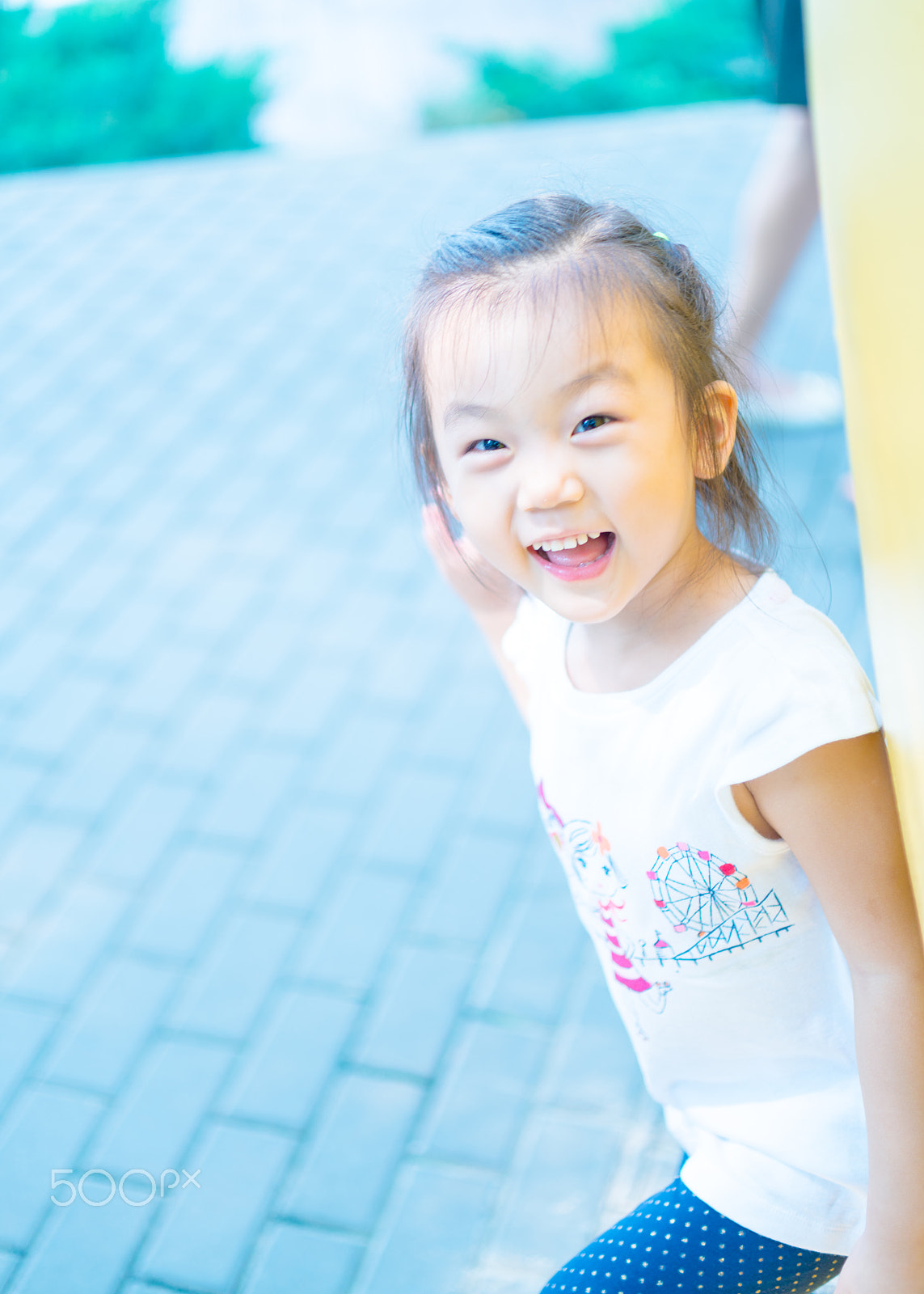 ZEISS Makro-Planar T* 50mm F2 sample photo. Smile of my little girl photography