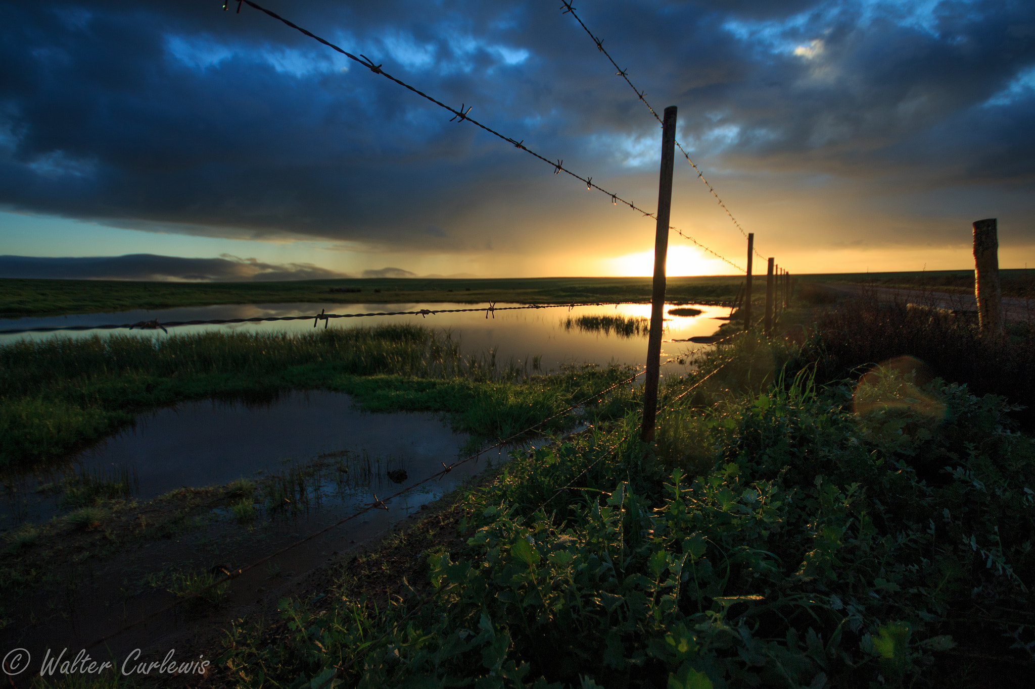 Canon EOS 650D (EOS Rebel T4i / EOS Kiss X6i) sample photo. Sunrise over water photography