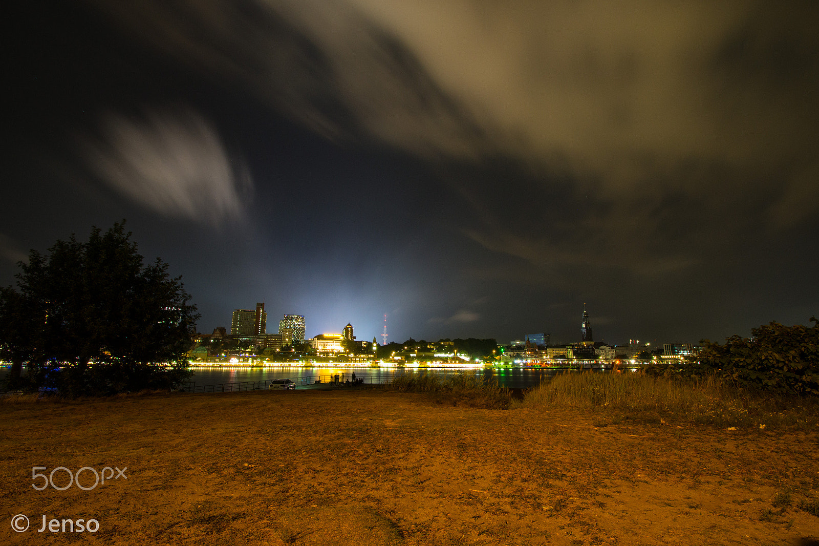 Sony SLT-A58 sample photo. Ultra wide nightshot hambug skyline photography