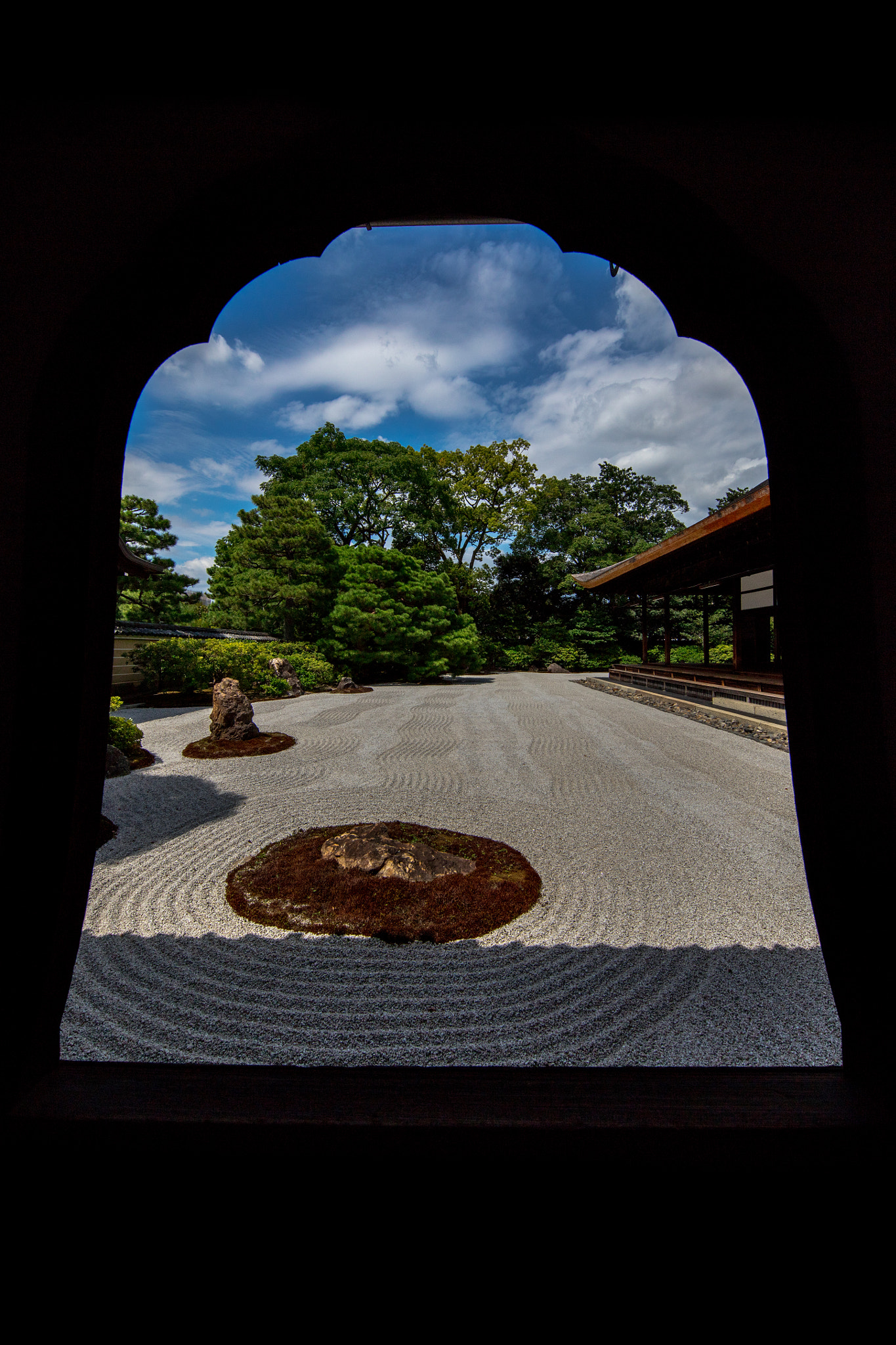 Canon EOS 5DS + Canon EF 11-24mm F4L USM sample photo. Kyoto kenninji photography