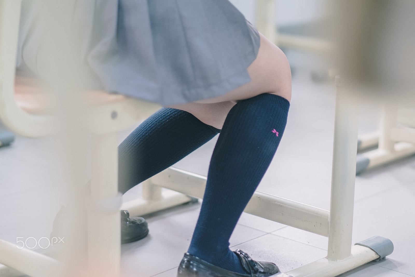 Fujifilm X-Pro2 + Fujifilm XF 56mm F1.2 R APD sample photo. Japanese jk uniform highschool girl photography