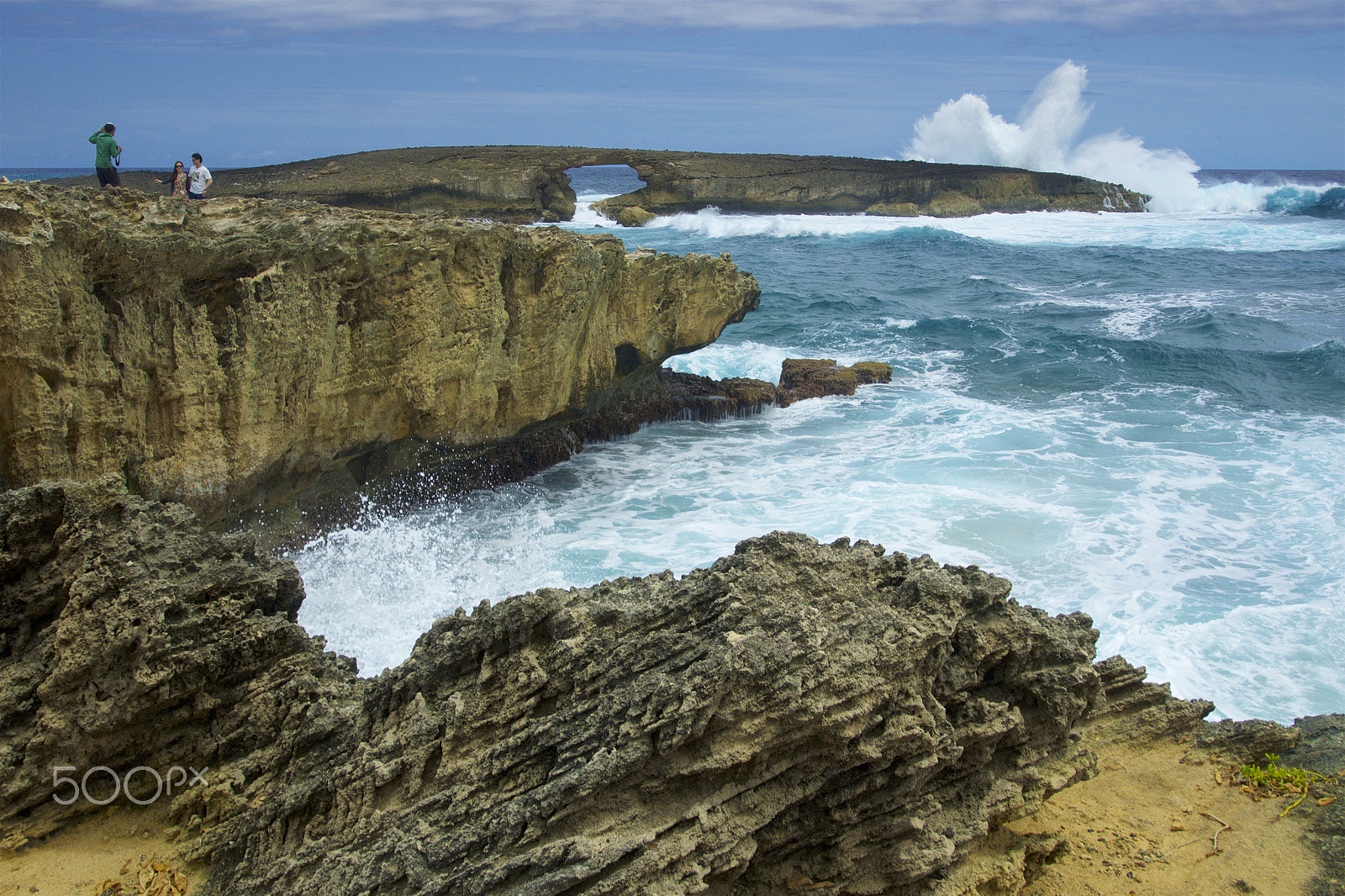 OLYMPUS M.12-50mm F3.5-6.3 sample photo. Laie point, oahu, hawaii photography