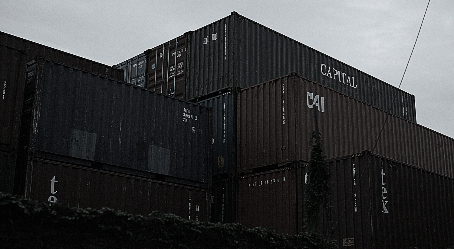Canon EOS 5D sample photo. Container yard photography