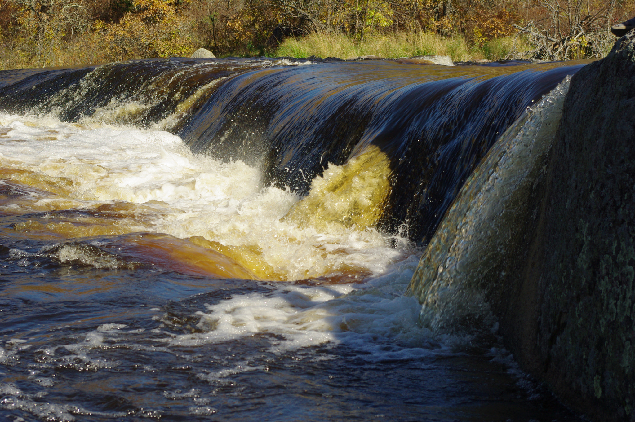 Pentax smc DA 18-55mm F3.5-5.6 ED AL II (IF) sample photo. Rainbow falls photography