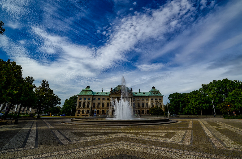 palais by dirk derbaum on 500px.com