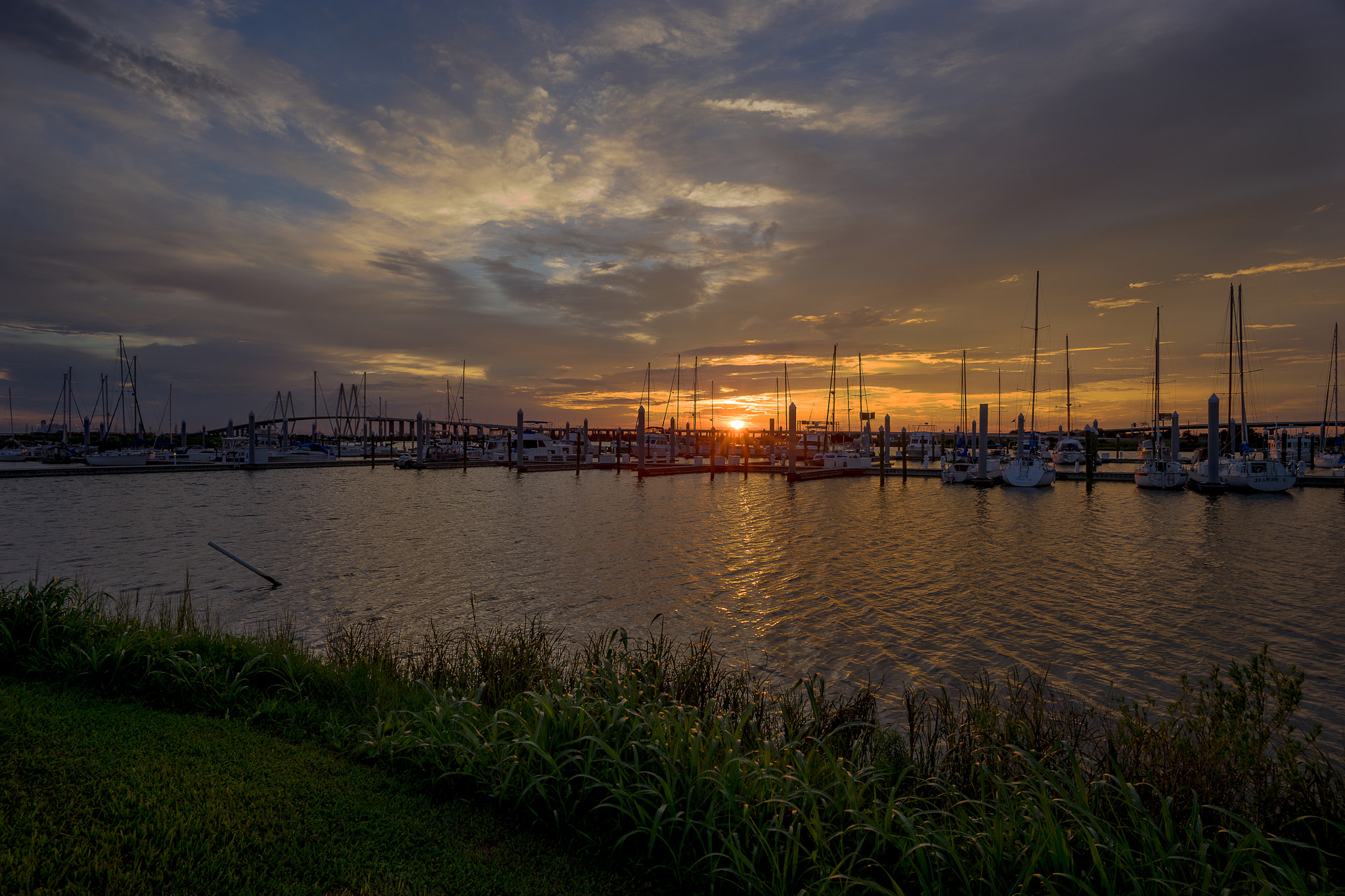 Sony a7 + Sony 20mm F2.8 sample photo. Fred herman bridge at sunset photography