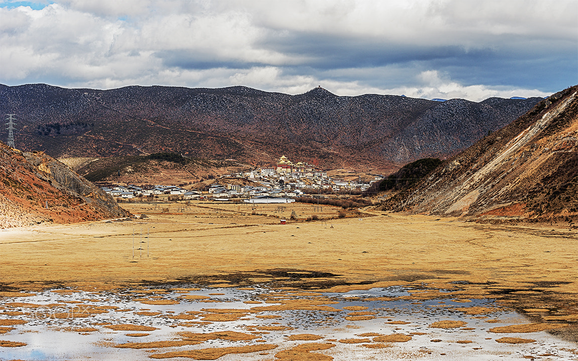 Sony a99 II + Minolta/Sony AF 70-200mm F2.8 G sample photo. Ganden sumtseling monastery photography