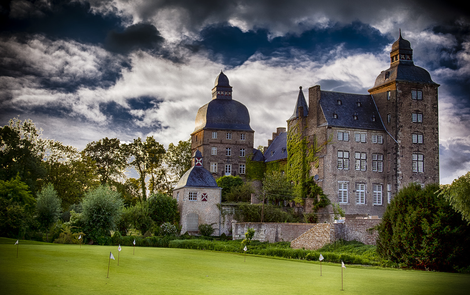 Canon EOS-1D Mark IV sample photo. Schloss myllendonk photography