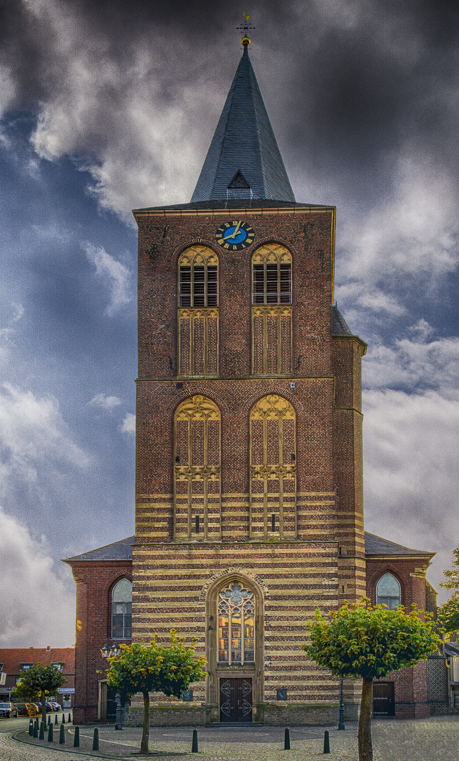 Canon EOS-1D Mark IV sample photo. Kirche in korschenbroich photography