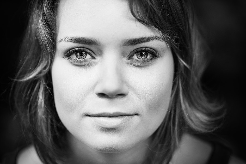 Panasonic Leica DG Nocticron 42.5mm F1.2 ASPH OIS sample photo. Renate photography
