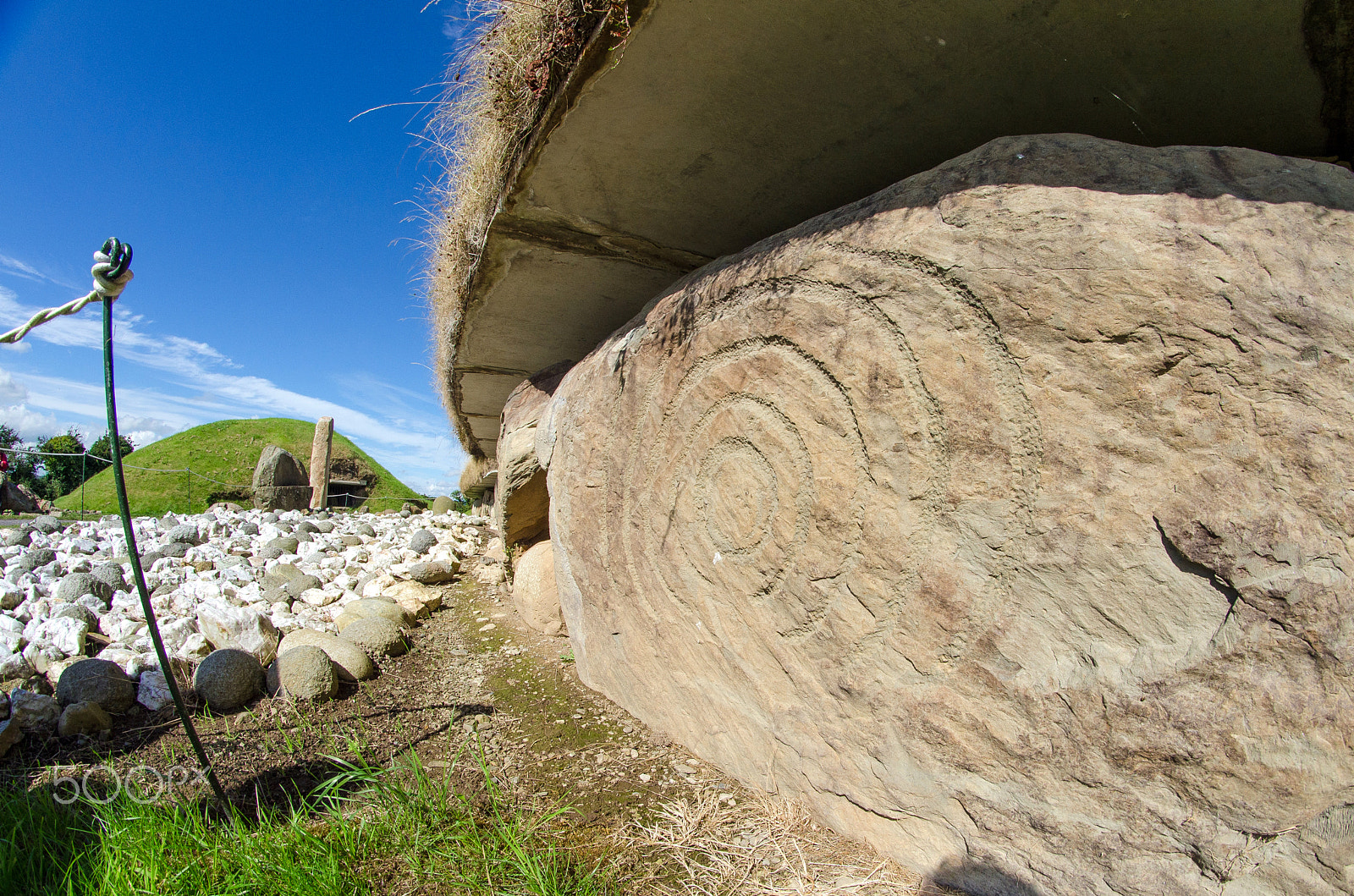 Nikon D7000 + Samyang 8mm F3.5 Aspherical IF MC Fisheye sample photo. Megalithic art at knowth photography