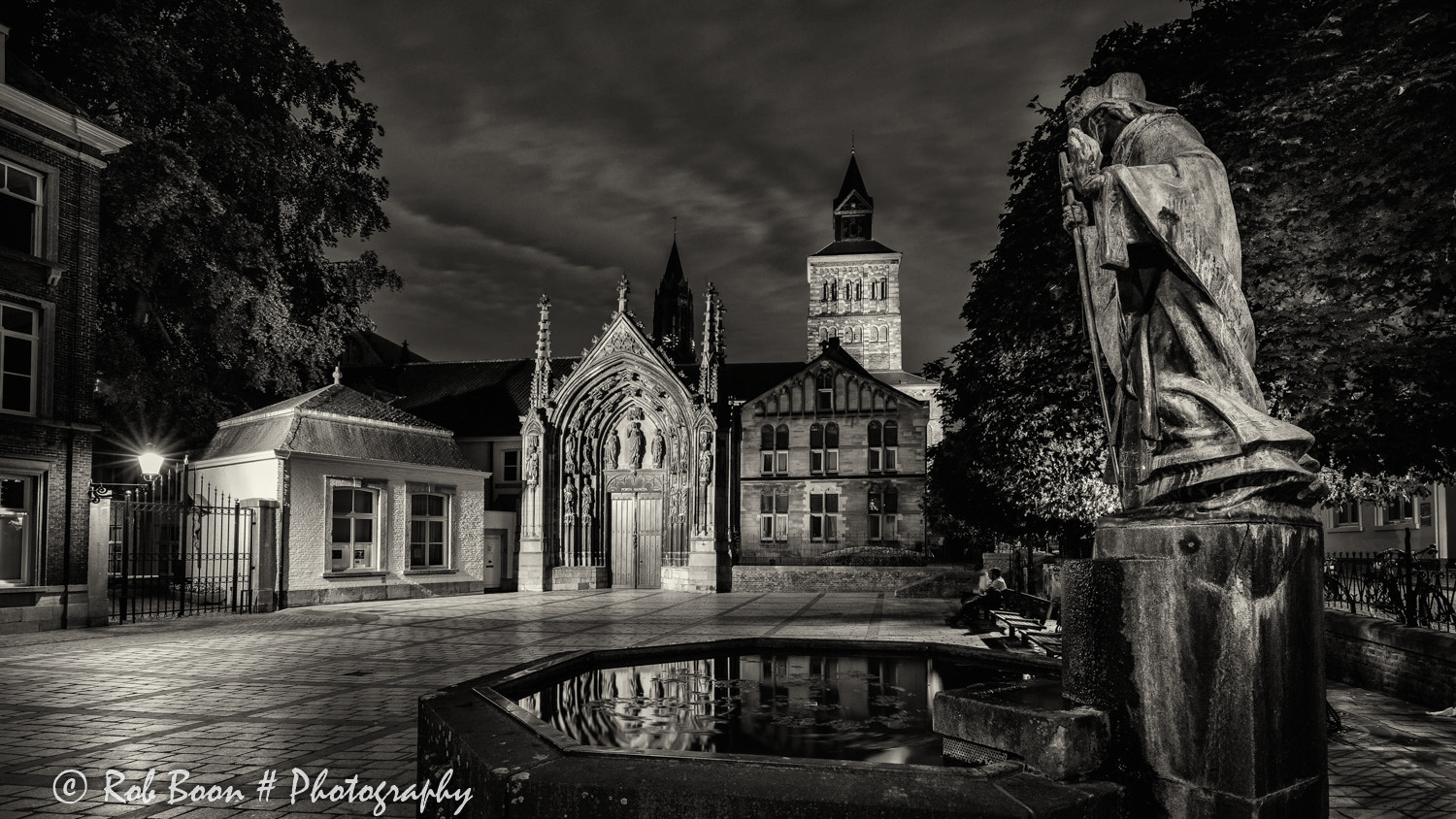 Canon EOS 5DS + Canon EF 16-35mm F4L IS USM sample photo. St. servaas, maastricht 1 photography