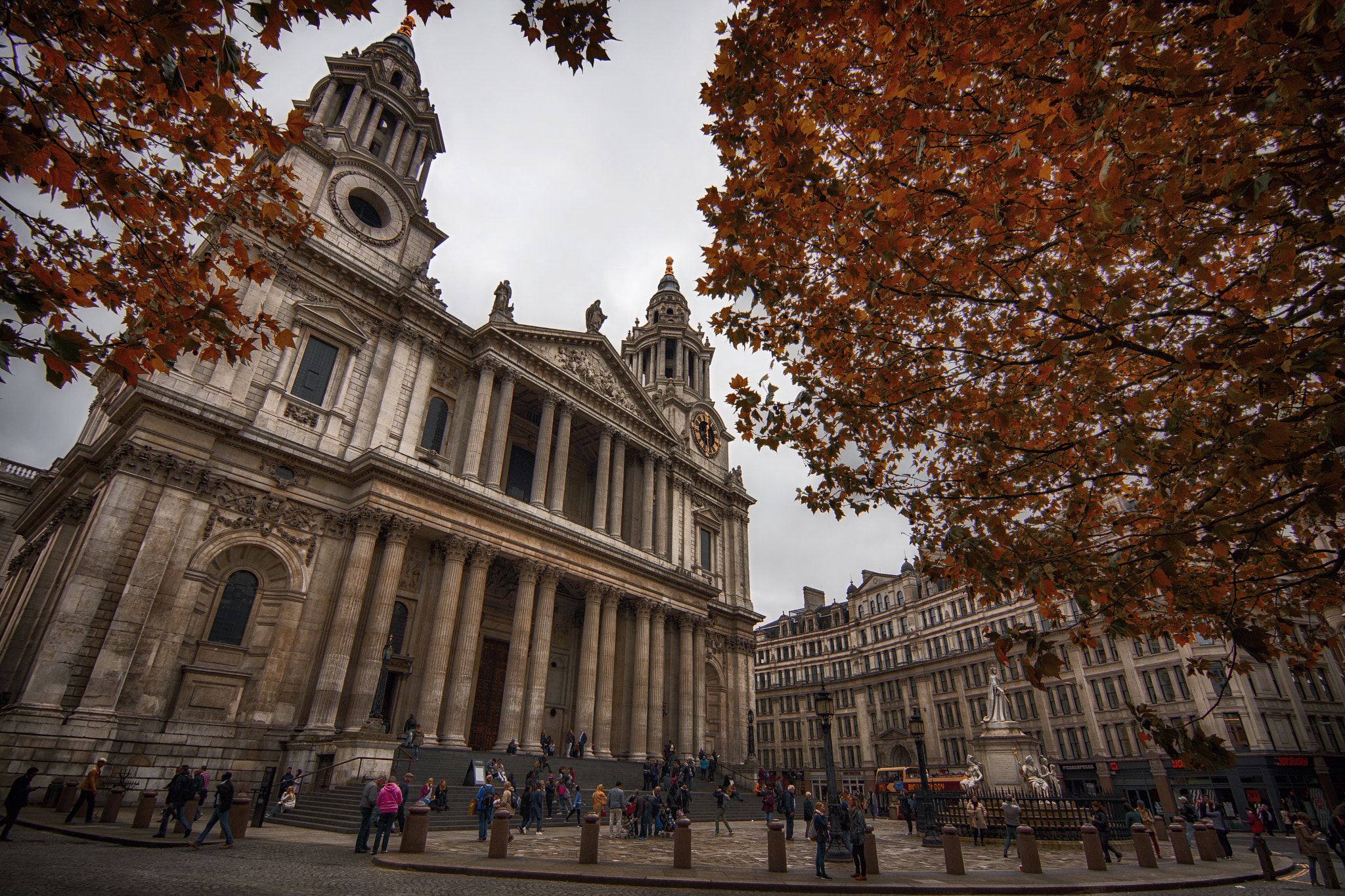 Sony SLT-A77 + 20mm F2.8 sample photo. Memories of london photography