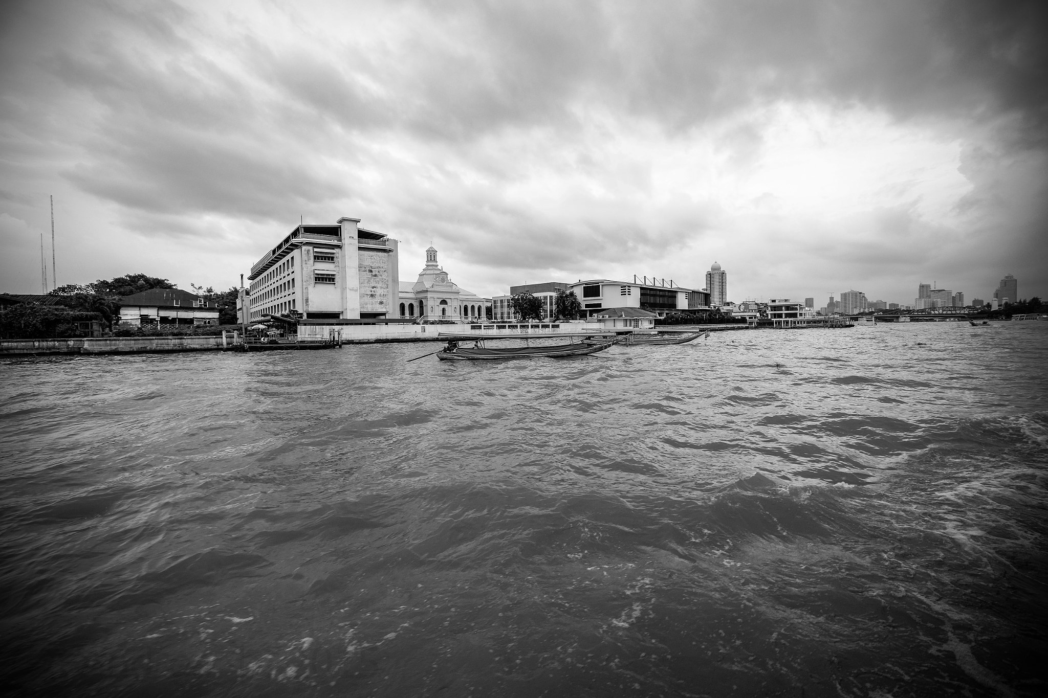 Fujifilm XF 10-24mm F4 R OIS sample photo. Doom sky lxxiv (subtitle menam chao phraya river view) photography
