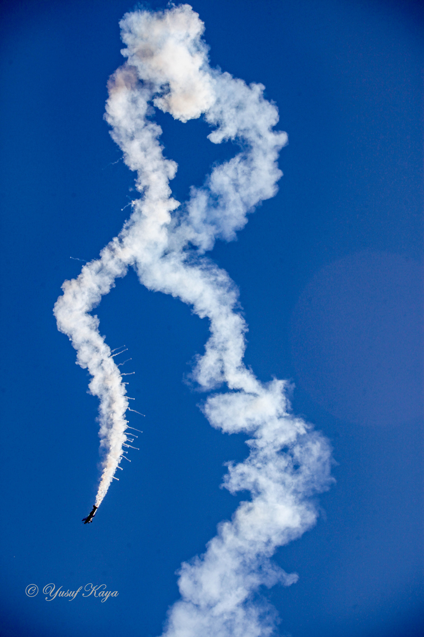 150-600mm F5-6.3 DG OS HSM | Contemporary 015 sample photo. Plane falling down! photography