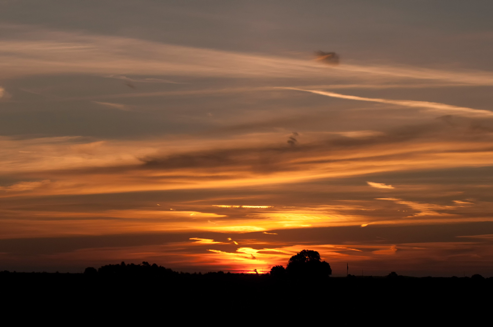 Nikon D300 sample photo. Lever du jour sur hervelon photography