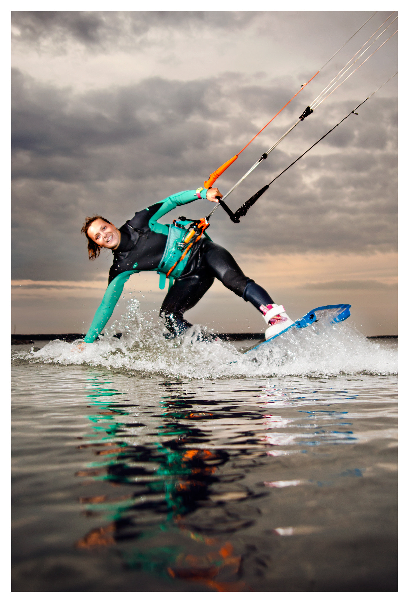 Canon EOS-1D Mark III sample photo. Kristiin oja kiteboarding photography