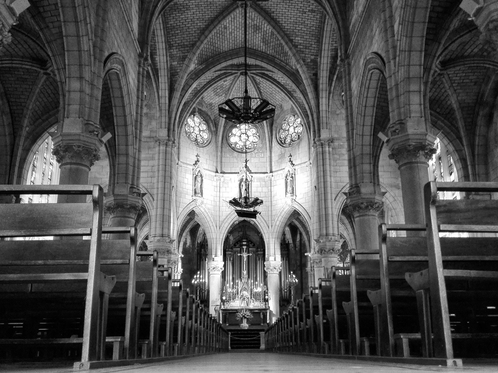HUAWEI Che2-L11 sample photo. Sainte-eugénie church, biarritz (smartphone shot) photography