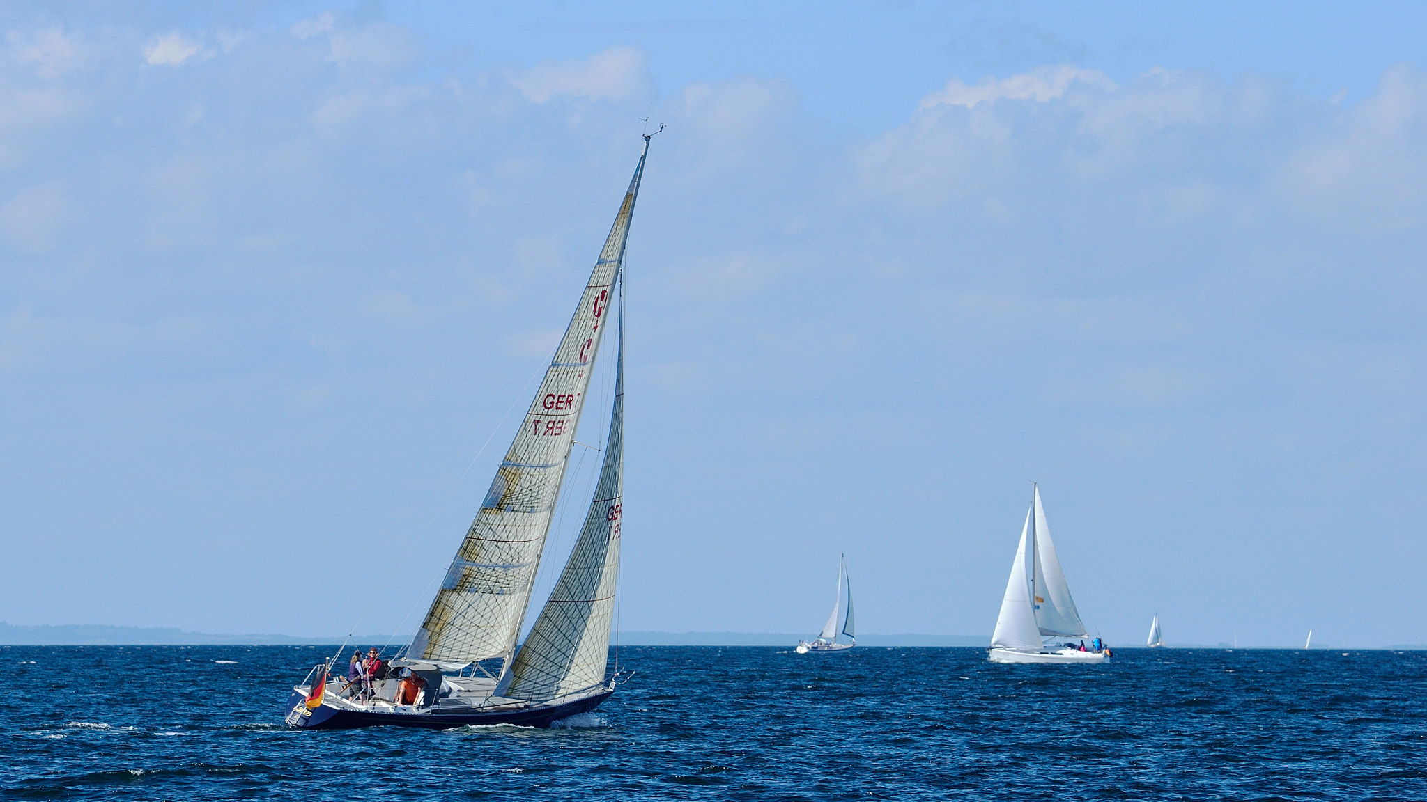 Nikon AF-S Nikkor 70-200mm F4G ED VR sample photo. Lady helmsman photography