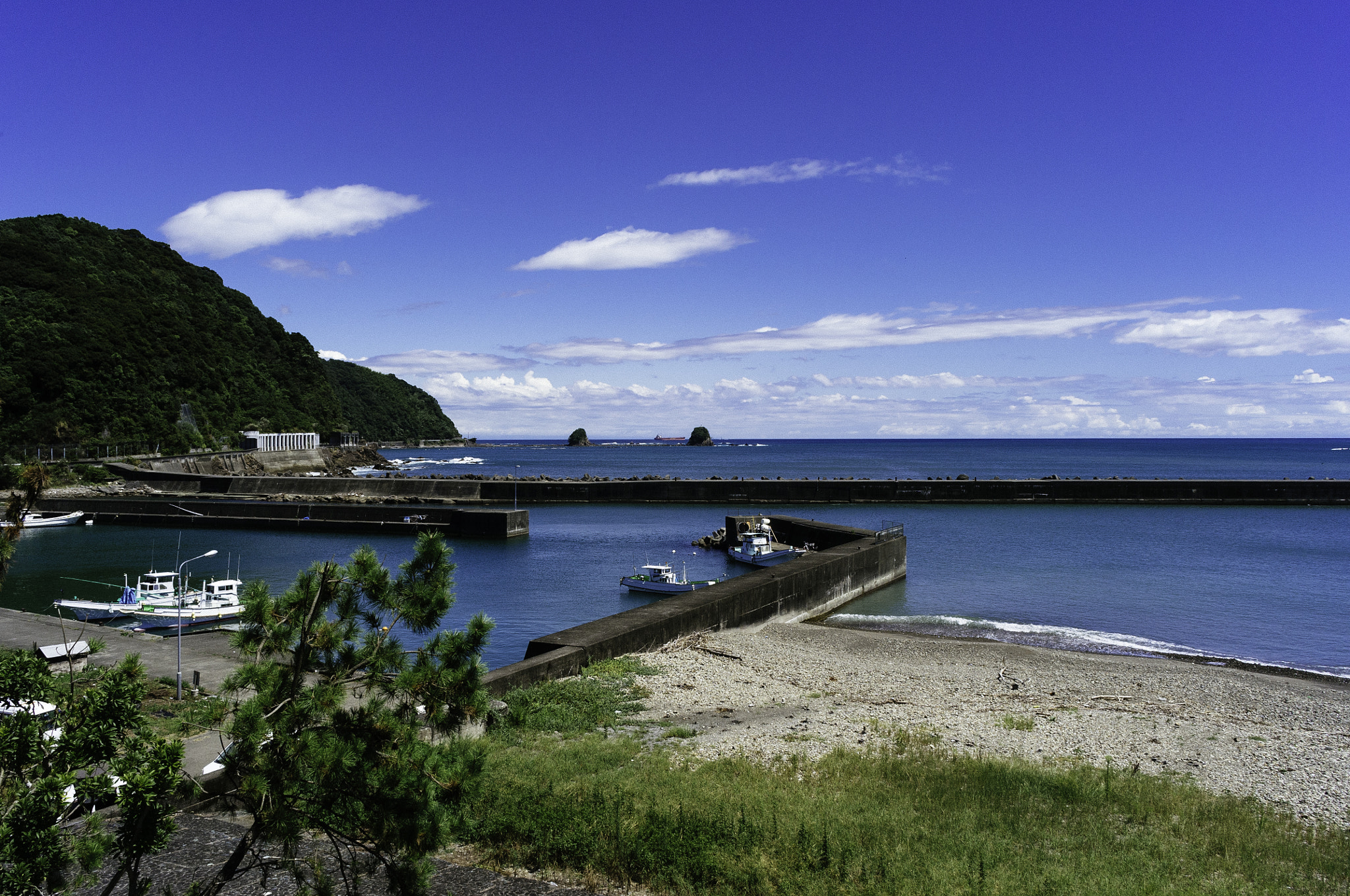Ricoh GXR A12 sample photo. 久礼湾 kure bay, kochi prefecture photography