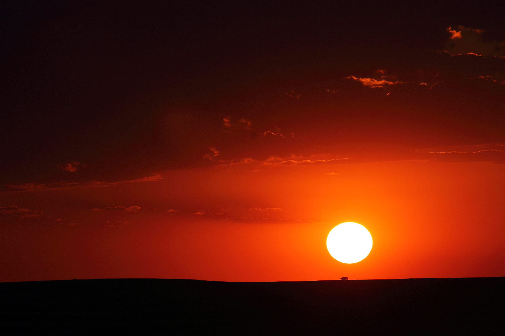 Canon EF 70-300mm F4-5.6 IS USM sample photo. Last sky flames photography