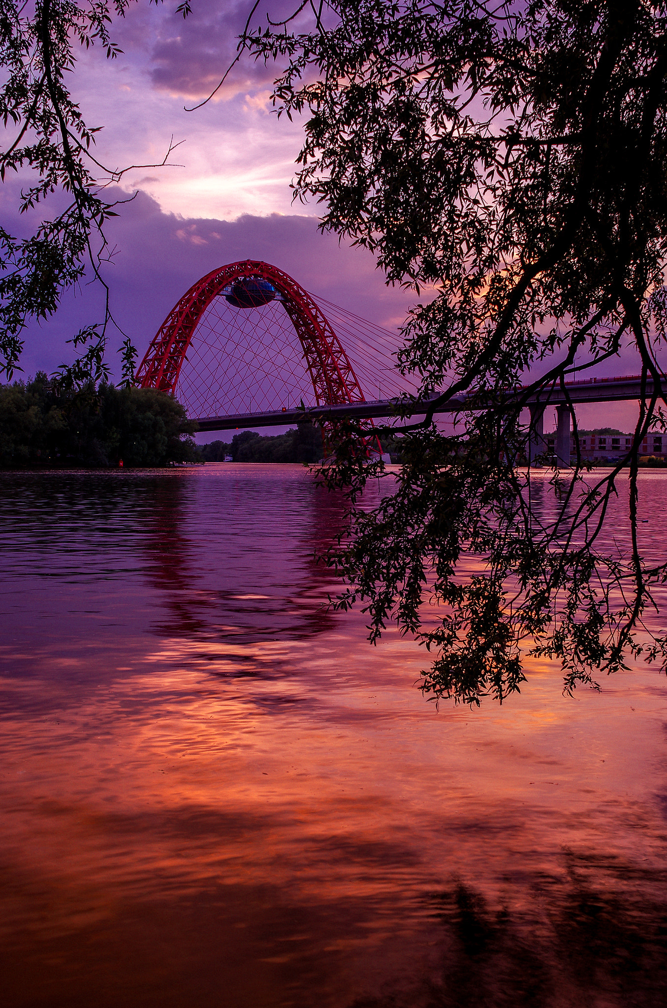 Pentax K-5 sample photo. Moscow river photography